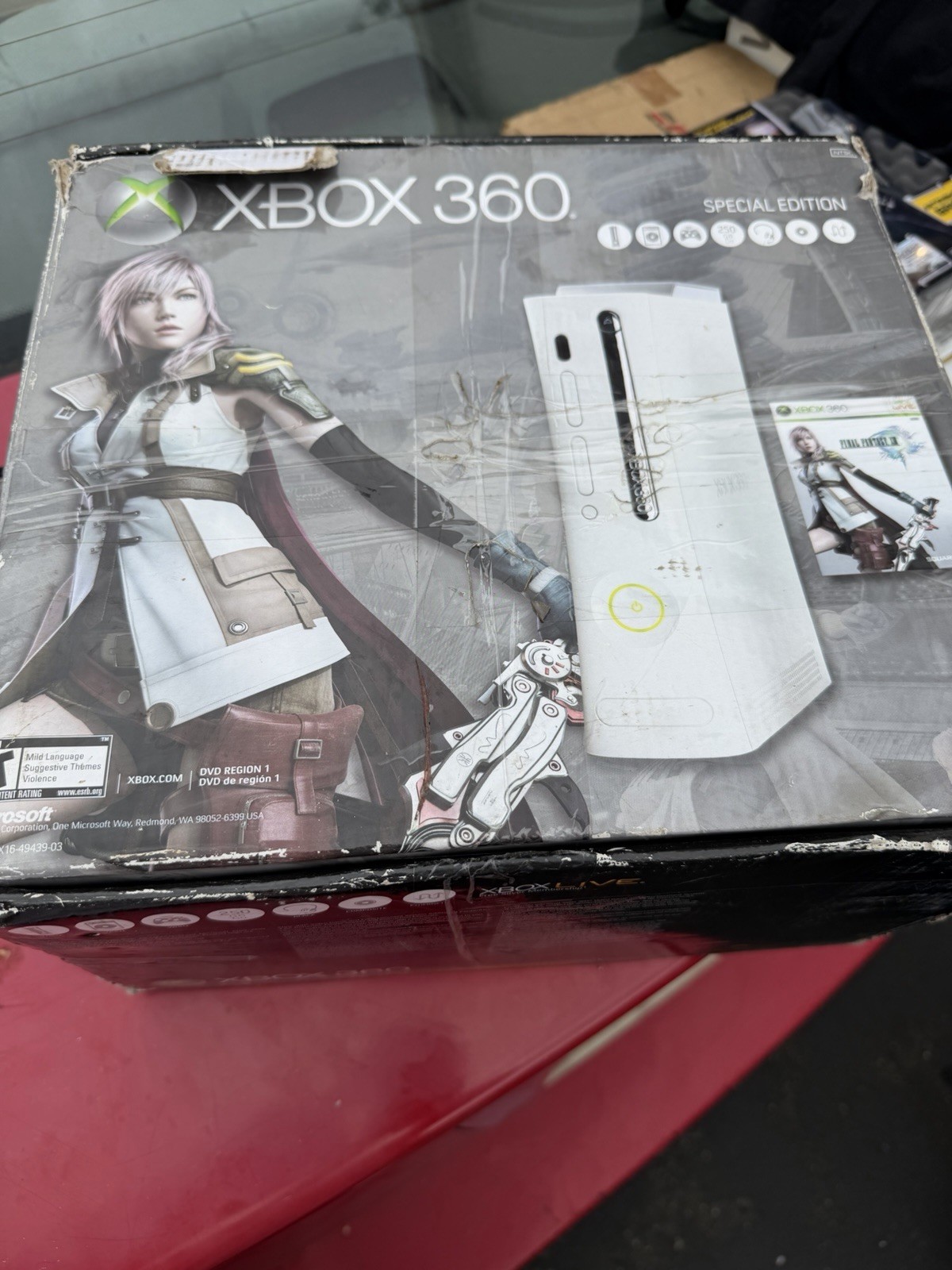 Microsoft Xbox 360 Final Fantasy XIII Special Edition 250GB White