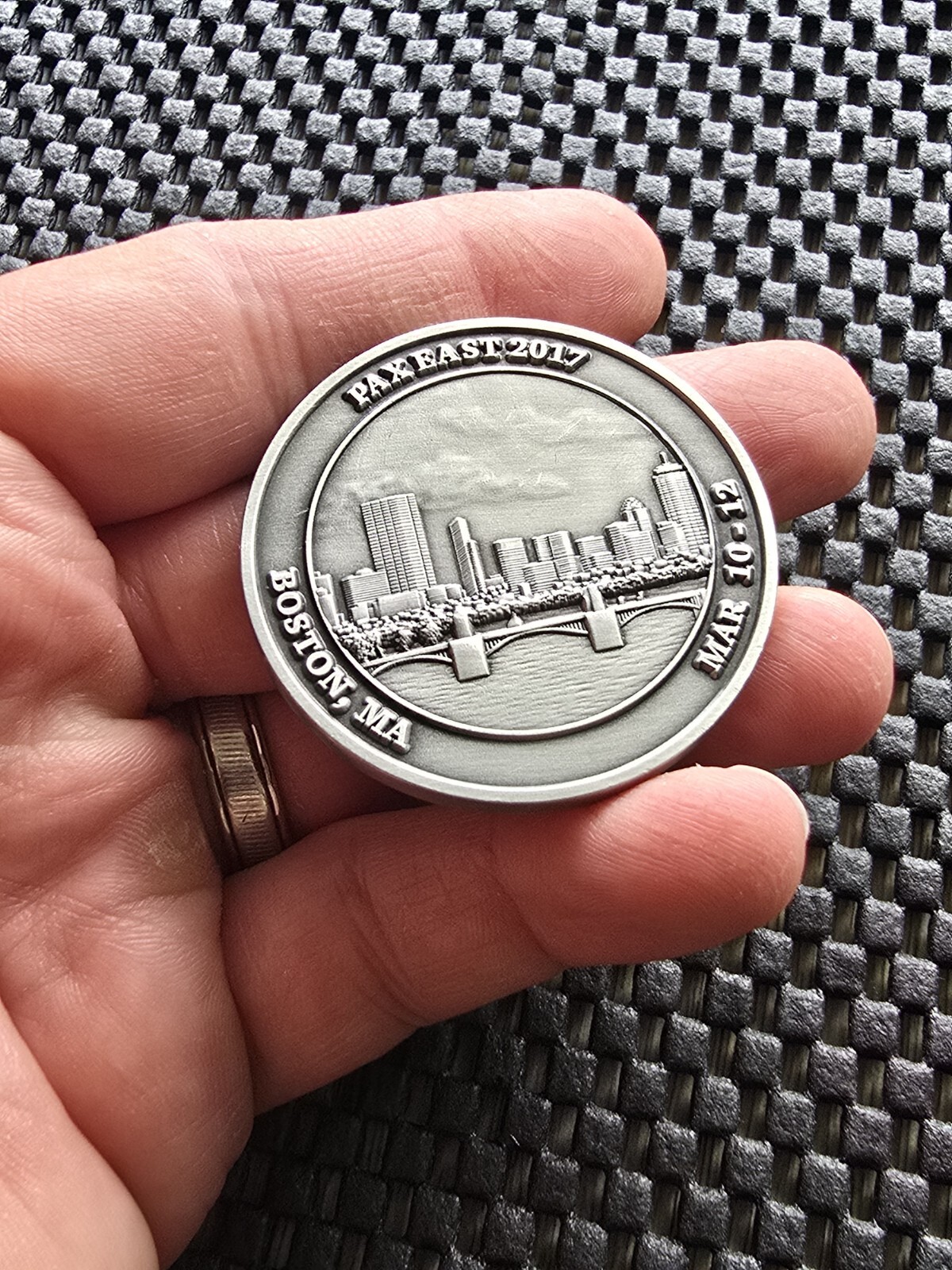 DUCK HUNT PAX EAST 2017 Challenge Coin medal Rare Promo Nintendo Sega NES Mario