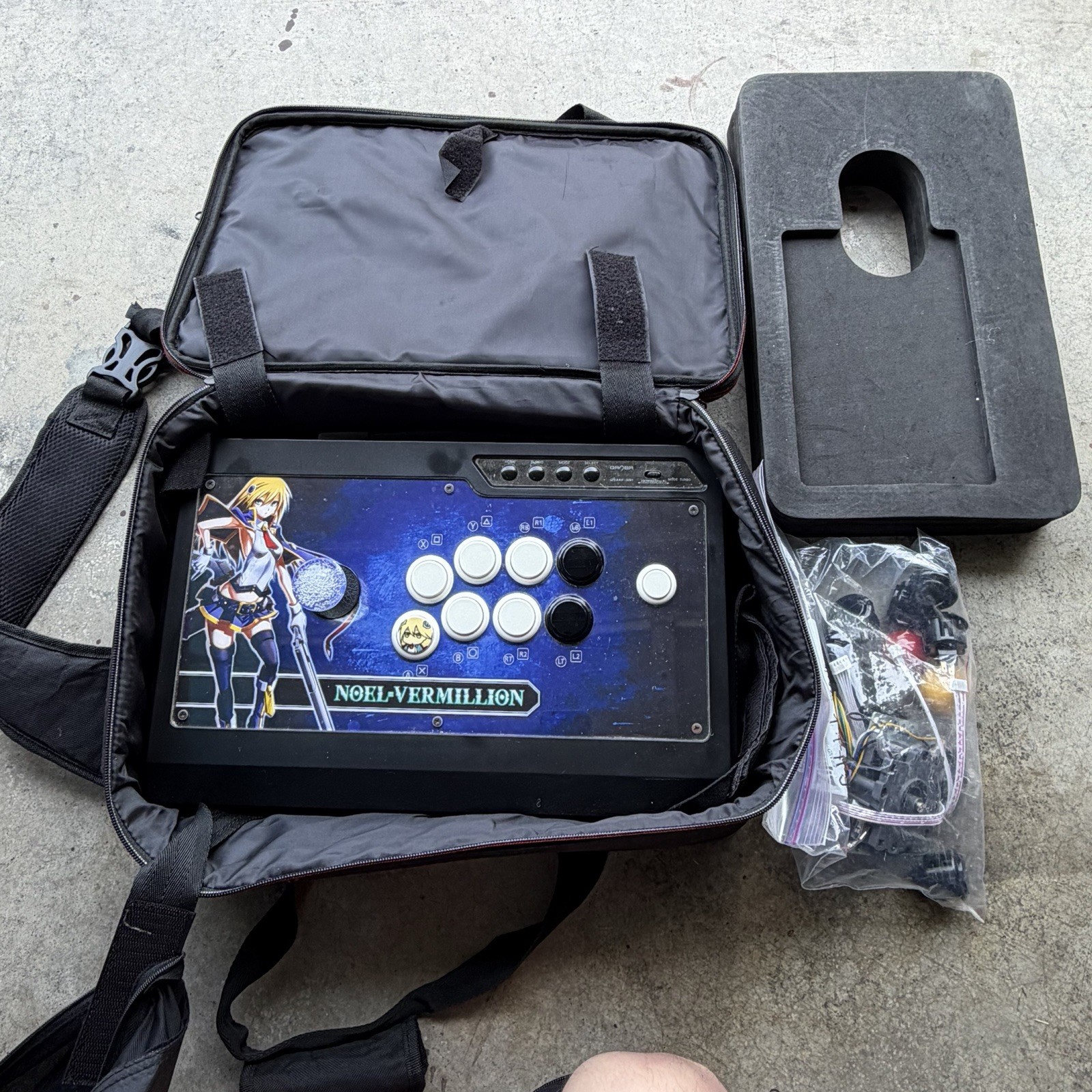 Qanba Q4 RAF Arcade Fight Stick Compatible PS3 Xbox 360 Noel Vermillion Untested