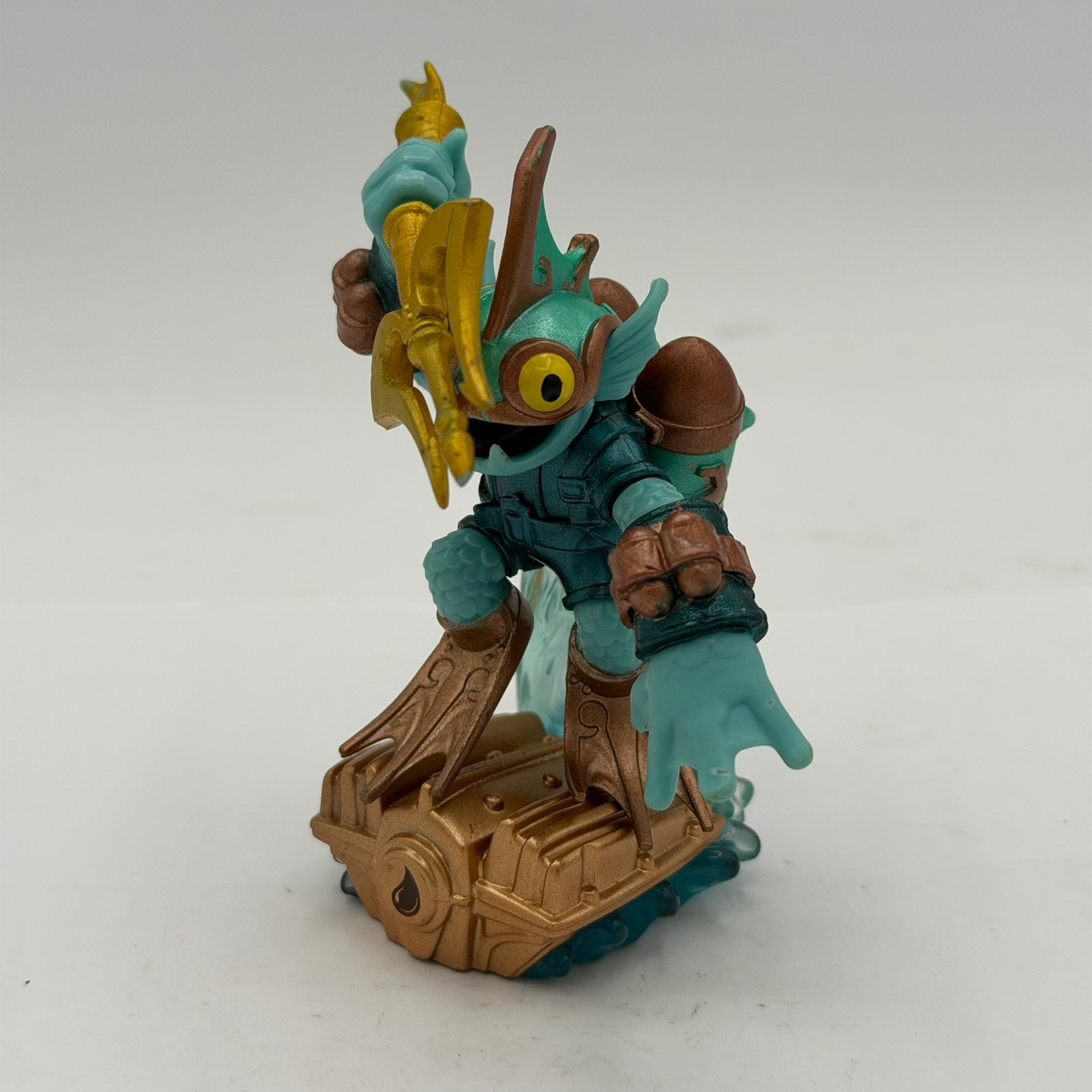 Skylanders SuperChargers Deep Dive Gill Grunt Water Character Figure