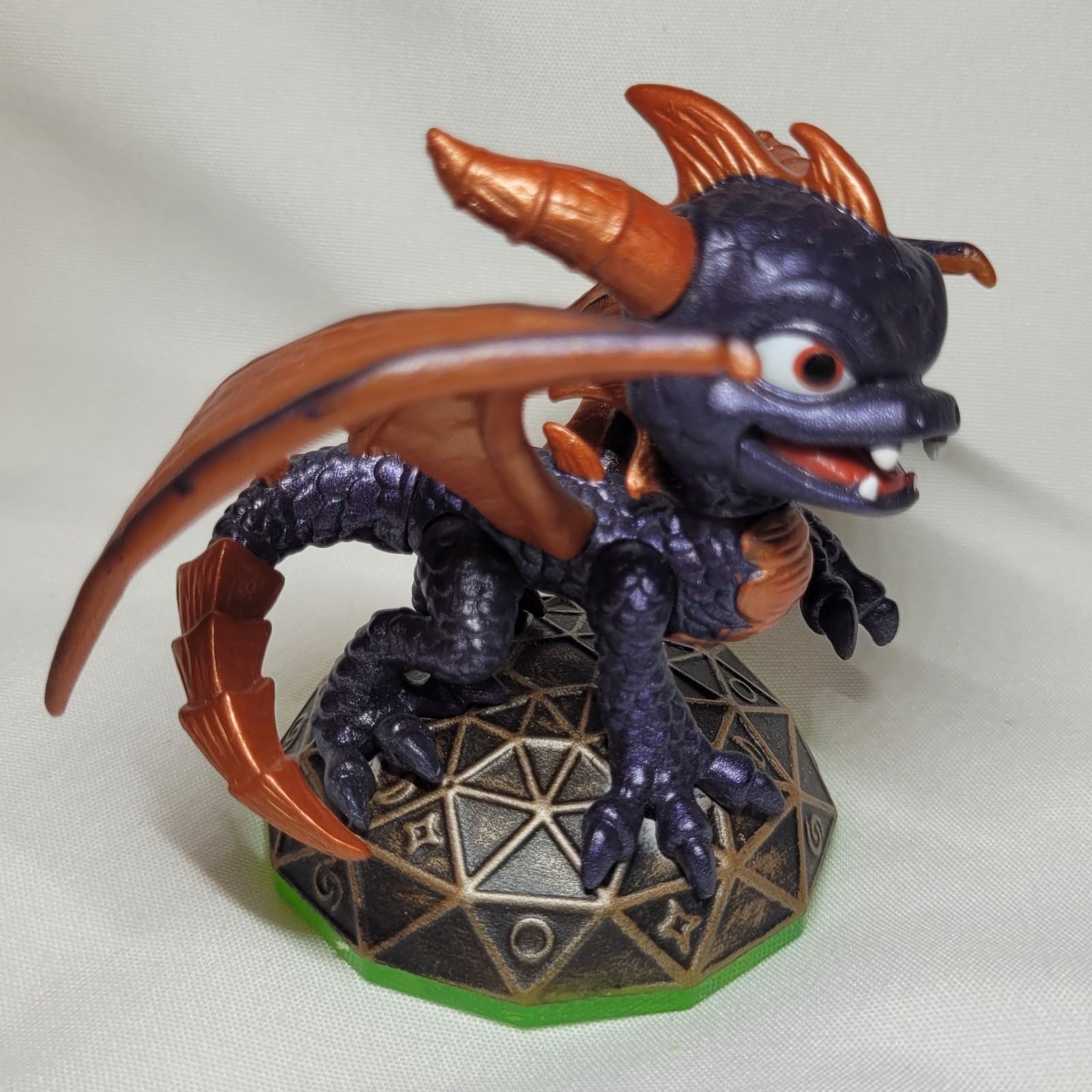 Skylanders Spyro’s Adventure SPYRO Character Figure-Trading Card-Web Code