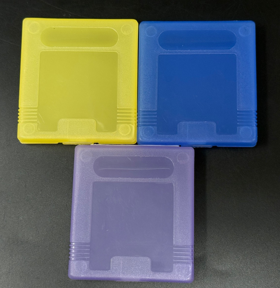 Lot of 3 Unbranded Multicolored Nintendo Game Boy DMG Cartridge Cases/Dust Cover