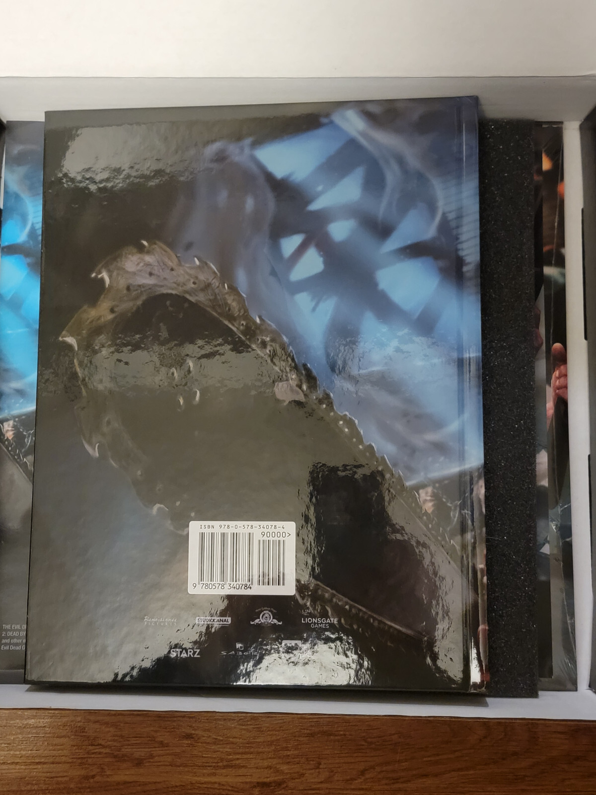 Evil Dead: The Game Collectors Edition PS4 with Medium Shirt, Vinyl Soundtrack,