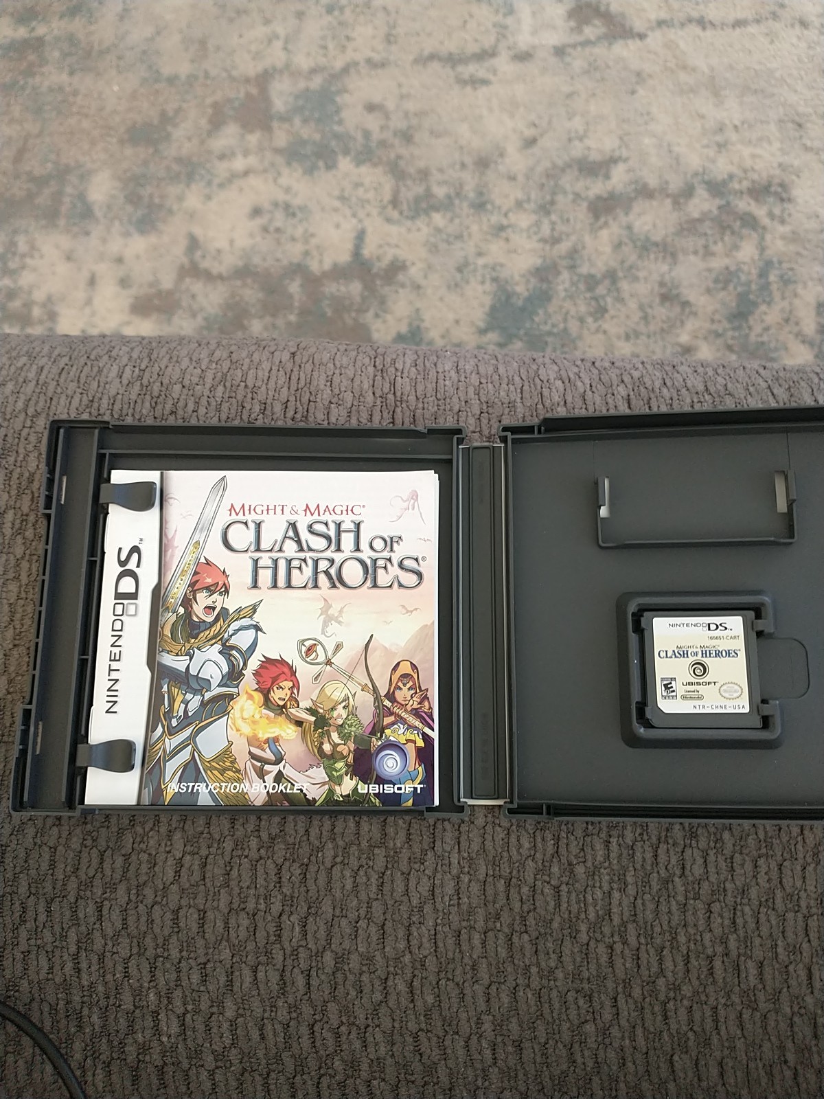 Might & Magic: Clash of Heroes (Nintendo DS, 2009) Complete With Box And Manual
