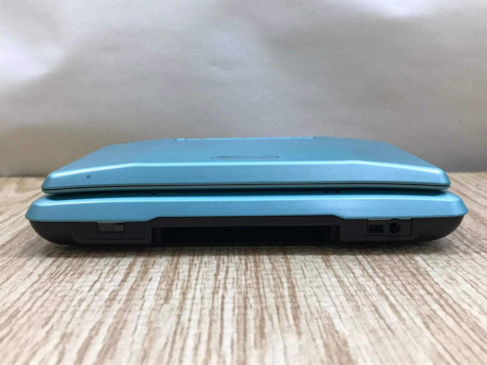 Nintendo DS Turquoise Blue Console Nintendo Japan – With Defects LH1231