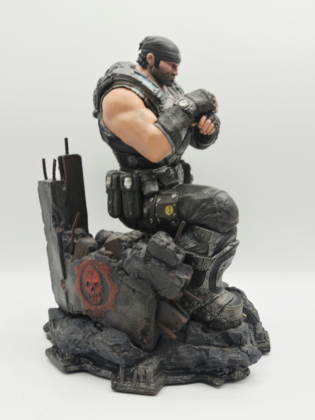 Gears of War 3 Marcus Fenix Collectors Figure Limited Edition Statue Epic Games