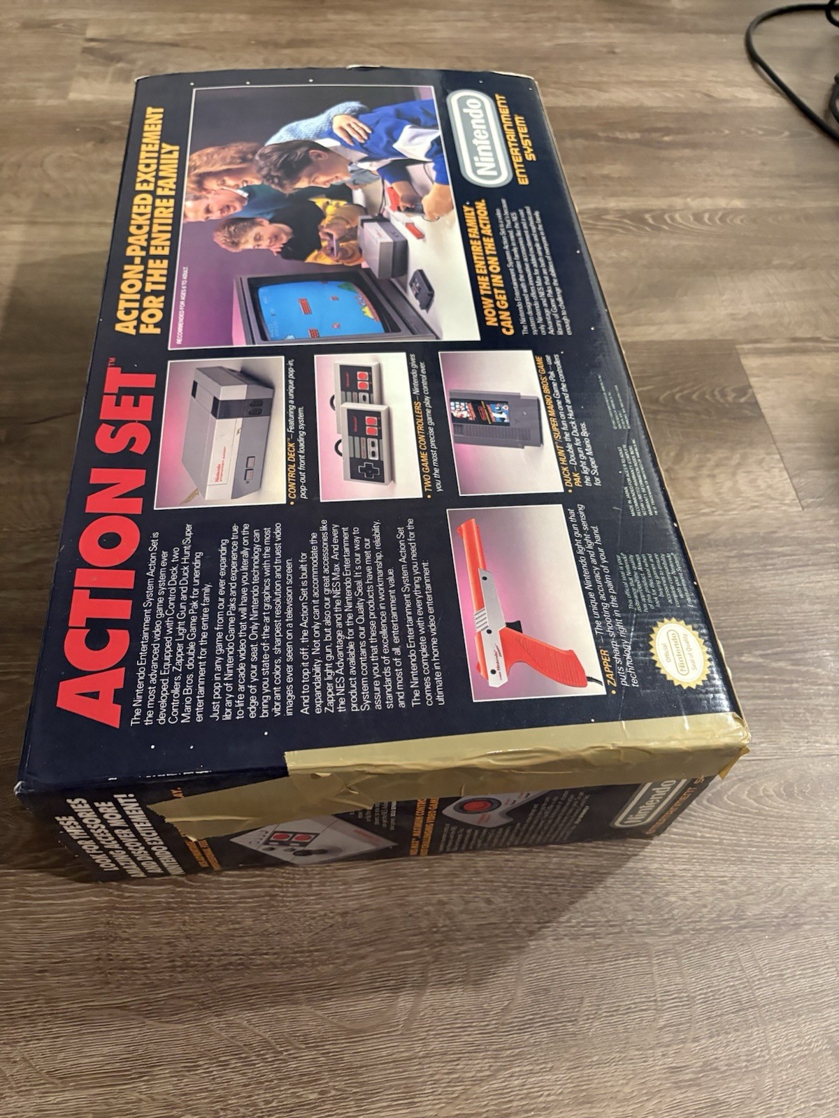 Nintendo Entertainment System Action Set (Tested/Working/Original Box/See Notes)