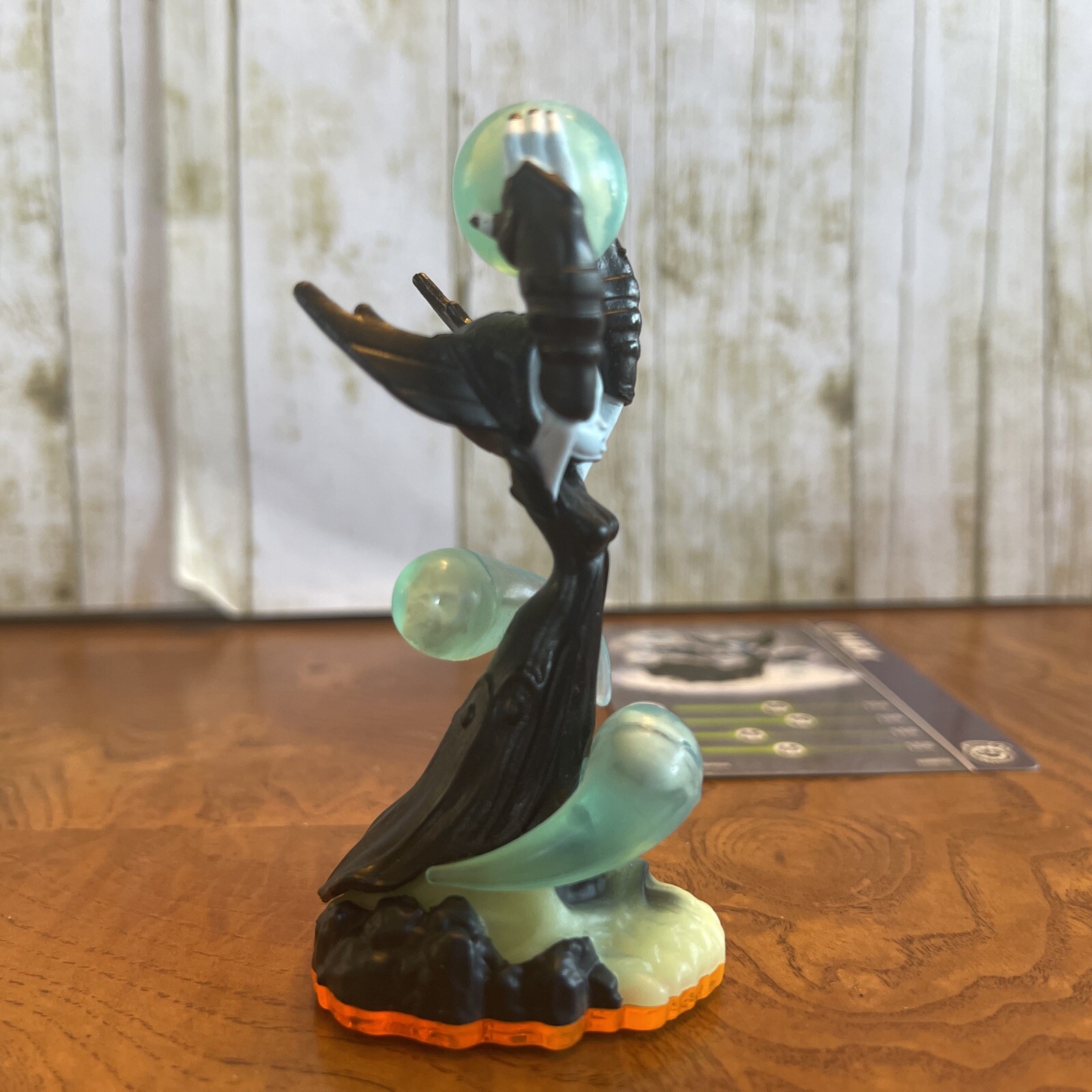 Skylanders Giants Hex Undead Series 2 Figure!l And Card
