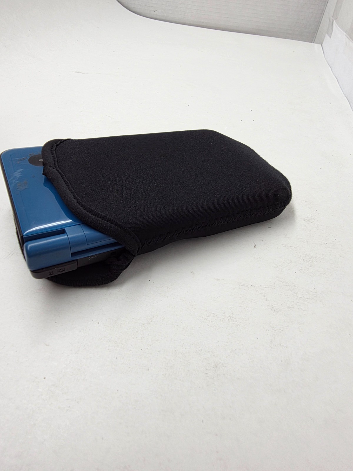 Flip Top Black Soft Padded Pouch Protective Sleeve Case for Nintendo DSi XL ##