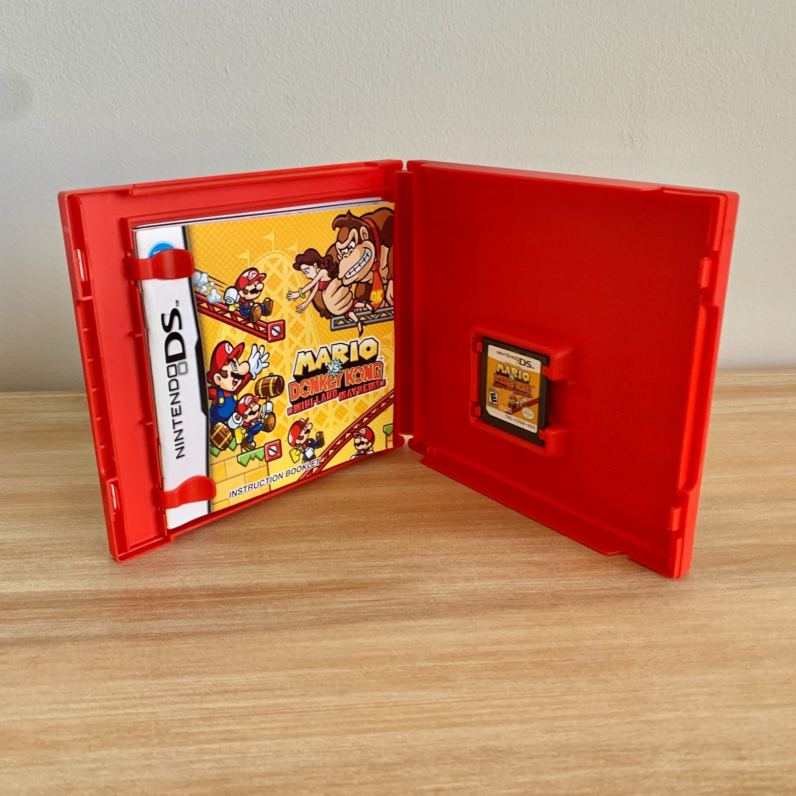 Mario vs. Donkey Kong:Mini-Land Mayhem (Nintendo DS, 2010) CIB Tested Authentic