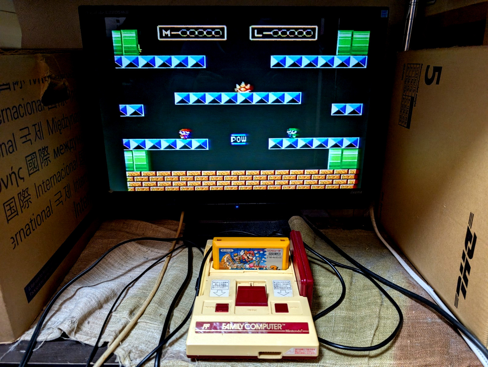Nintendo Famicom NES Family Computer Super Mario Brothers 3 Japan Box Manual