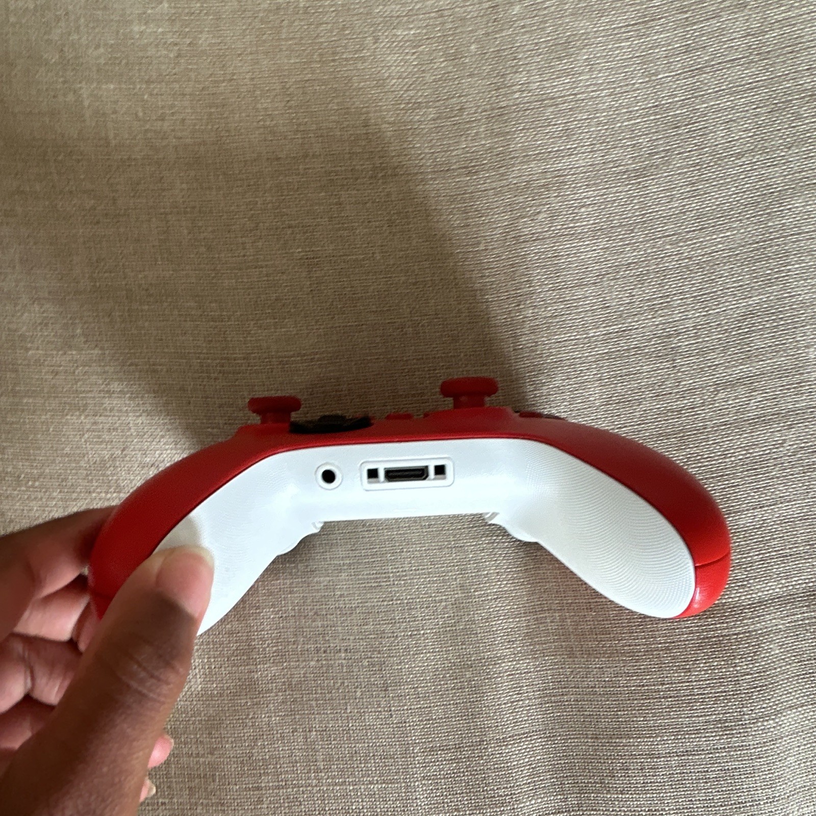 Microsoft Xbox Wireless Controller Red/White Wireless 3.5mm Jack (No Back)