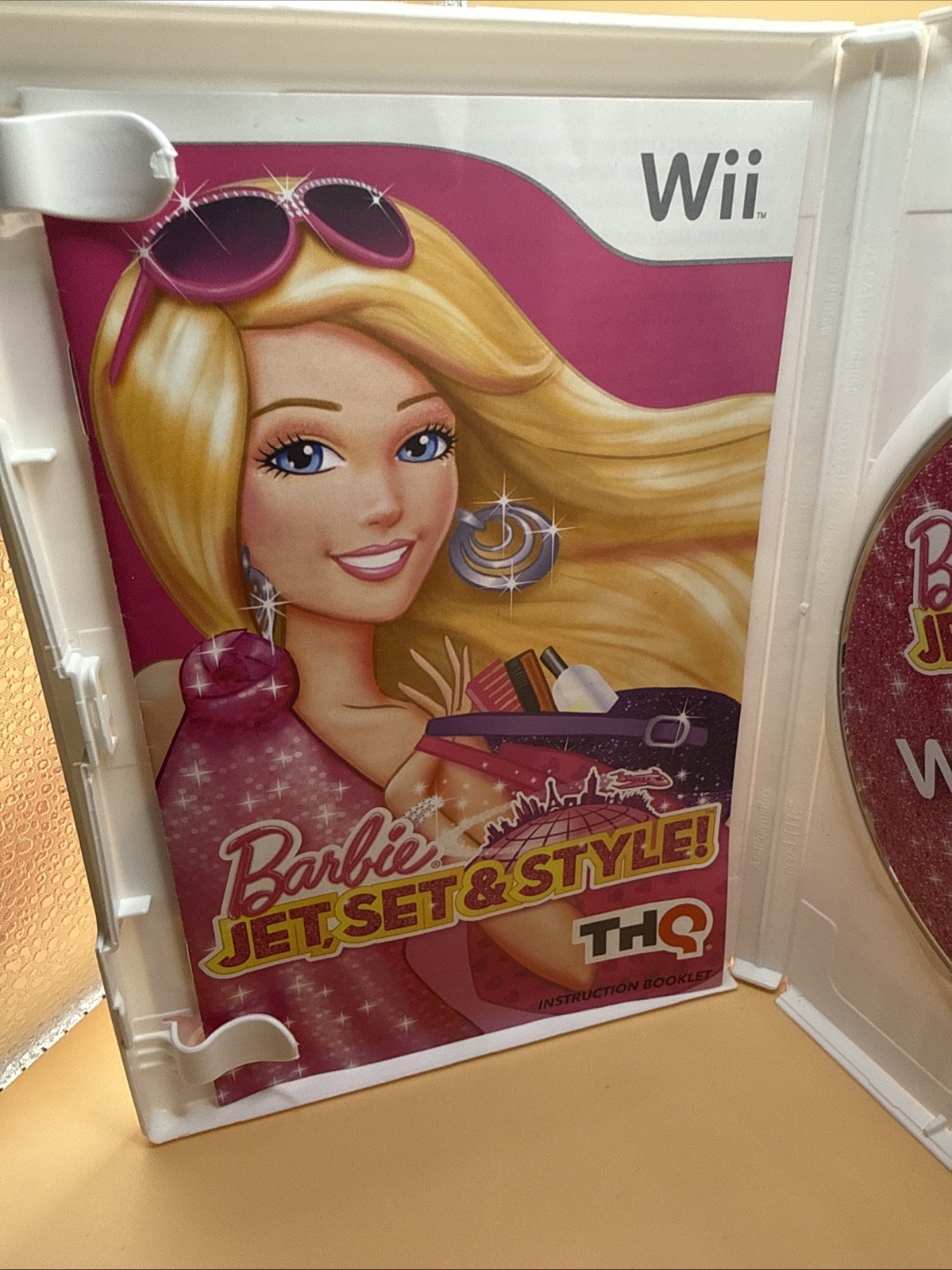 Barbie: Jet, Set & Style! – Wii – CIB Complete –