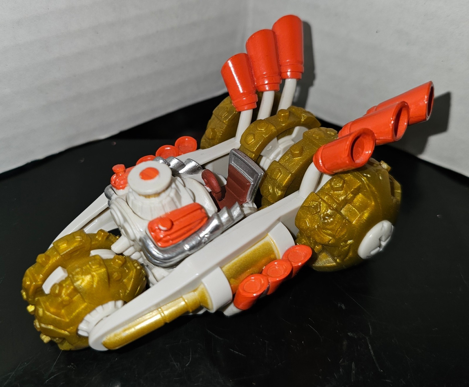 Skylanders Superchargers Land Racing Gold Rusher Vehicle Xbox One Switch PS4 Wii