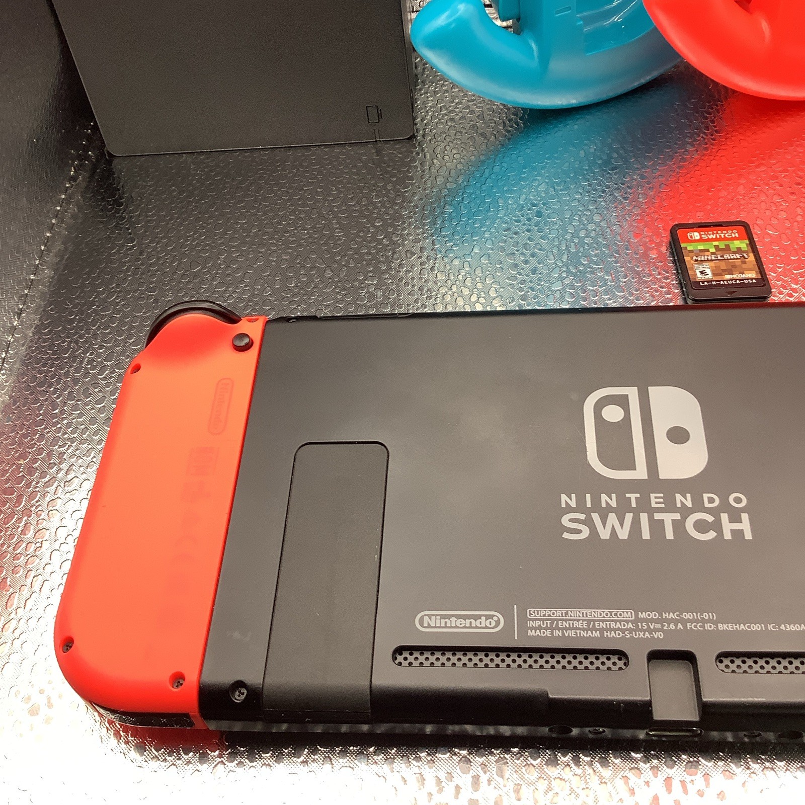 Nintendo Switch HAC-001(-01) 32GB Wi-Fi Console w/ Neon Red/Blue Joy-Con
