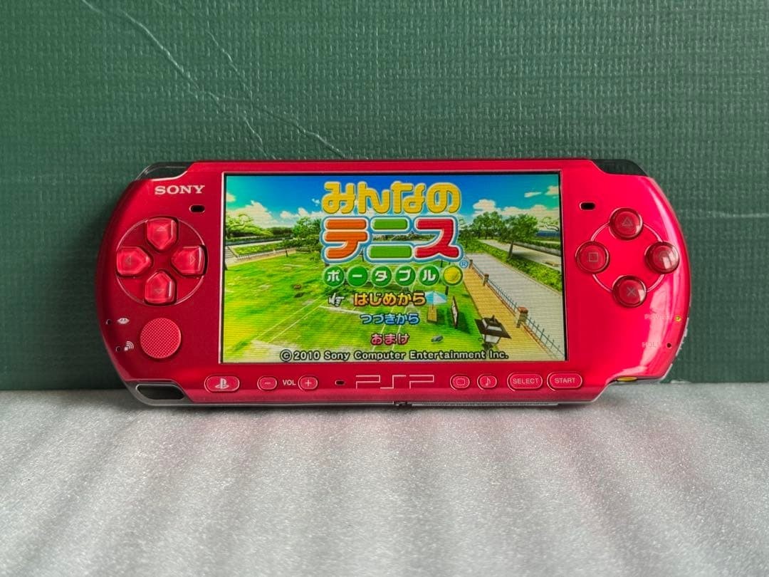 Excellent Sony PSP-3000 Red Console , Charger, memory card Tested