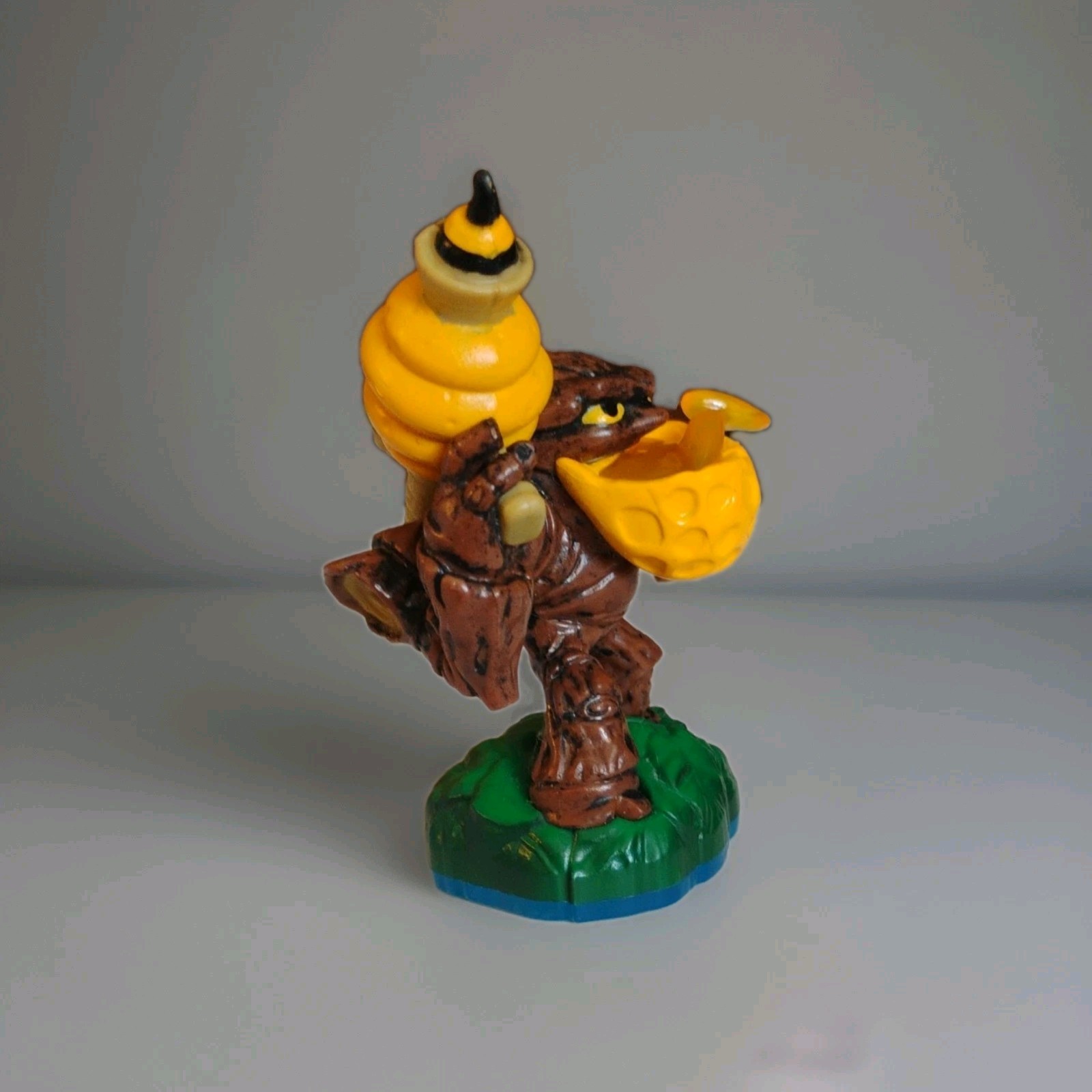 Skylanders Swap Force – Lightcore Bumble Blast Figure – Life Element – Blue Base