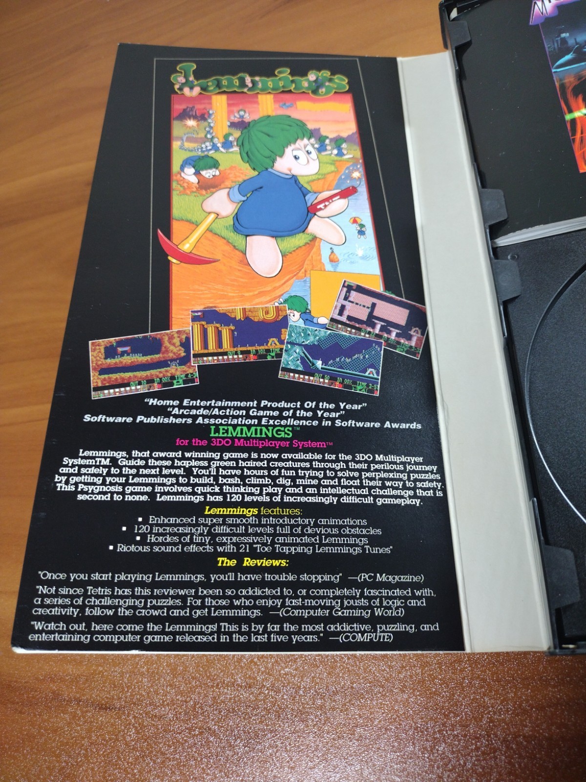 Microcosm (Panasonic 3DO) Long Box + Manual (No Disc) VGC NM Box