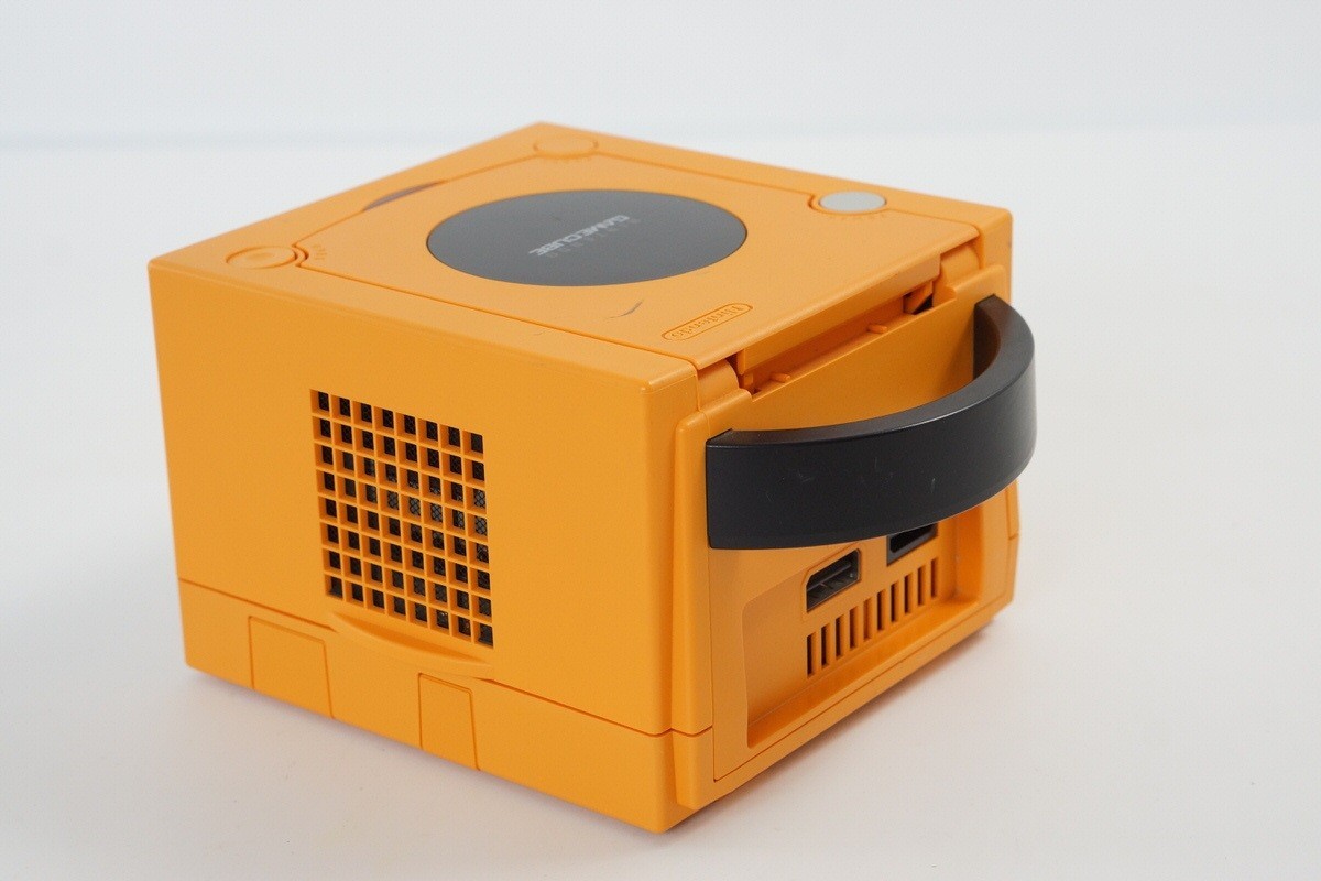 Gamecube Orange Console Boxed DOL-001JP For Japan Game Tested System DN11110503