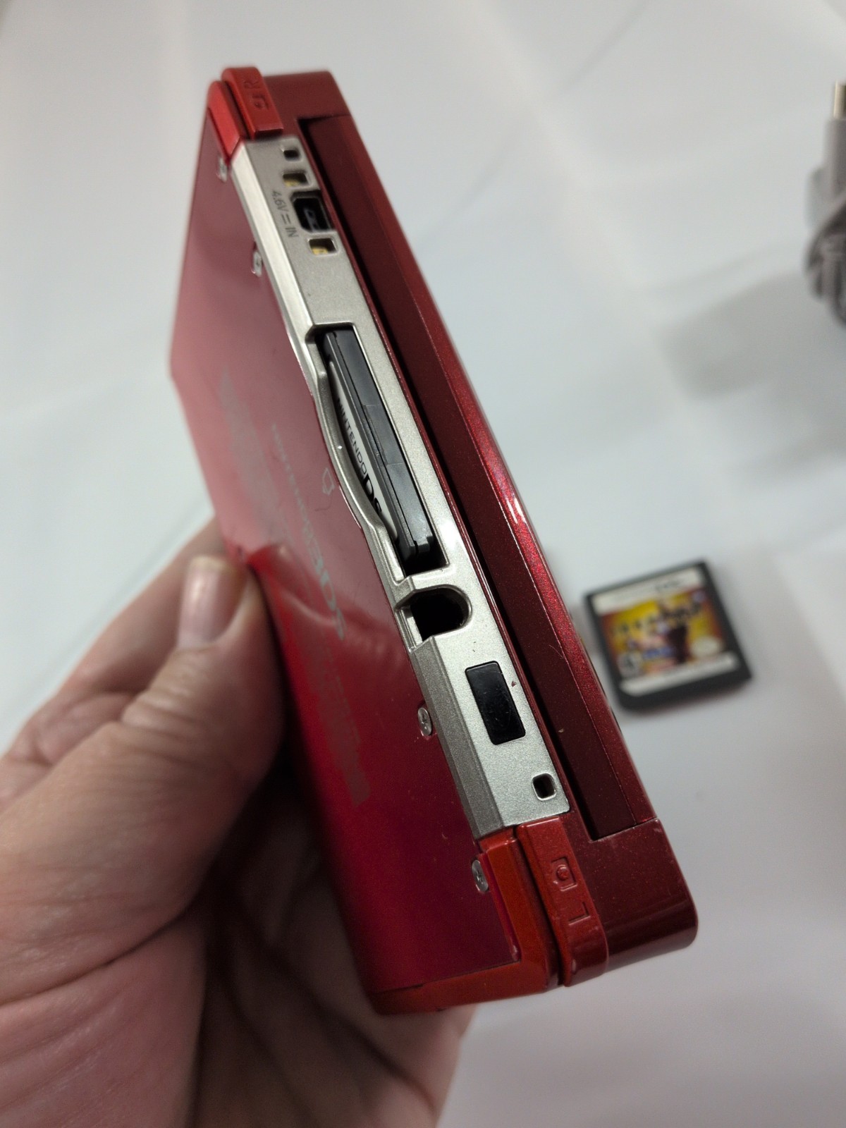 Nintendo 3DS Flame Red Handheld Console System CTR-001 & 4 Super Hero Game Lot