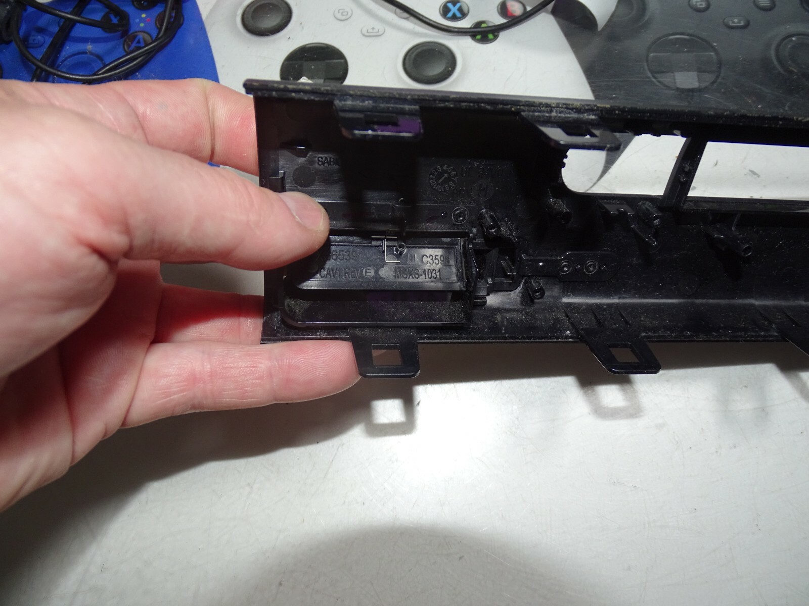 Microsoft Xbox 360 ***E 1538 ONLY*** Front Black EMPTY Bezel-Marks-Just OK-READ