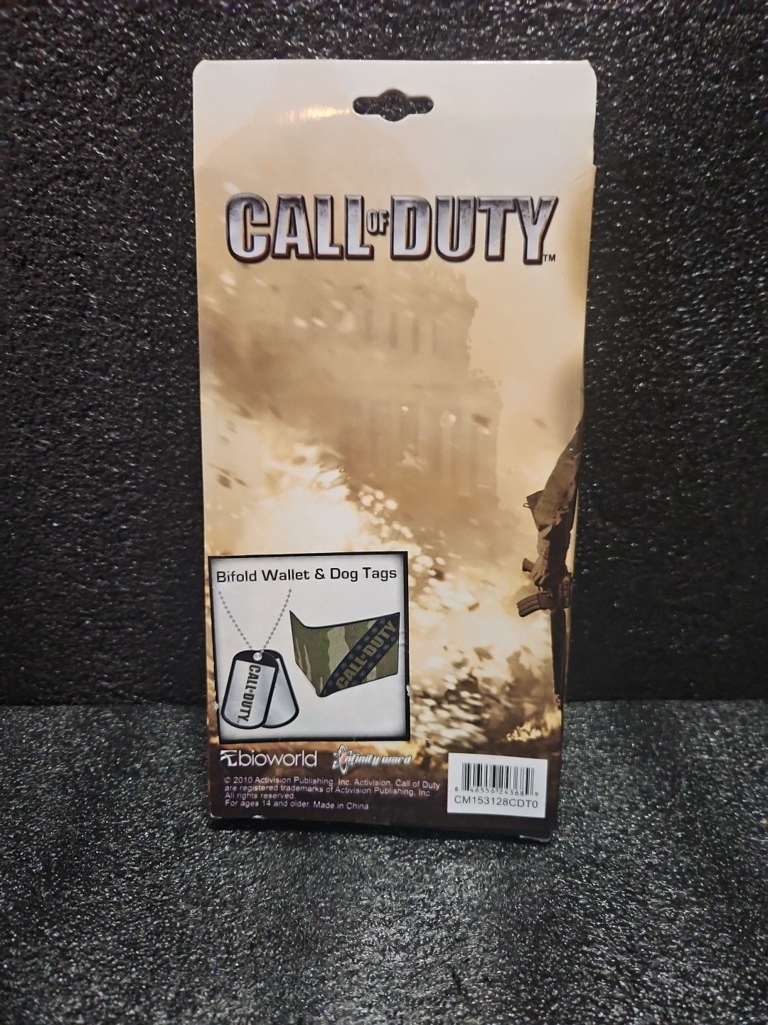 Bioworld 2010 Call Of Duty Wallet With Dog Tag Brand New In Box Never Opened