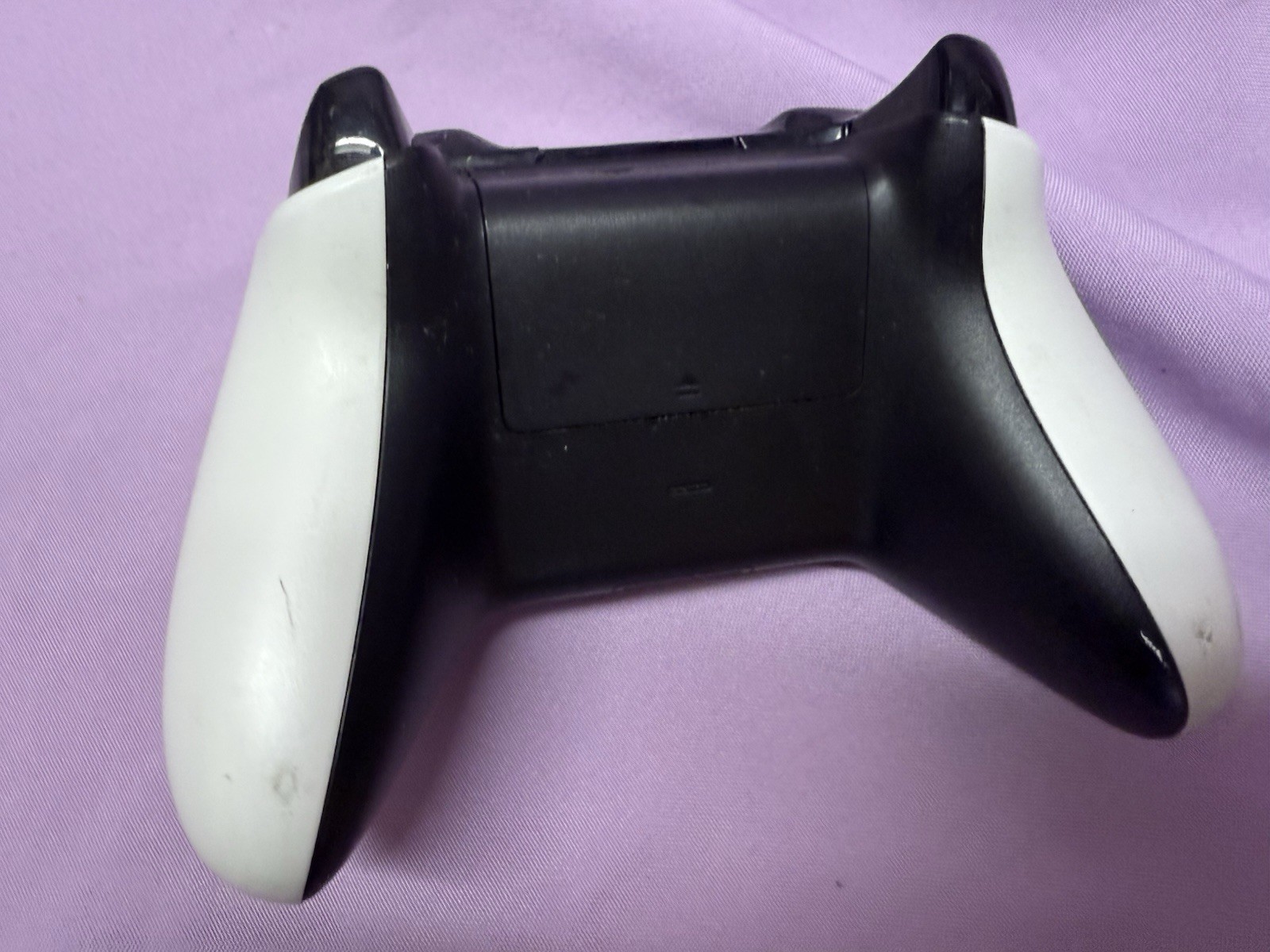 Xbox One 1537 White Wireless Controller! Excellent! Works Great! Ships Free!