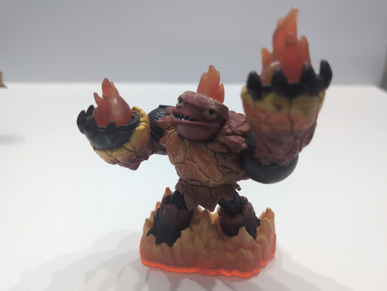 Skylanders Figures Lot Of 18 Spyros Adventure Giants Infinity Monsters U Mint