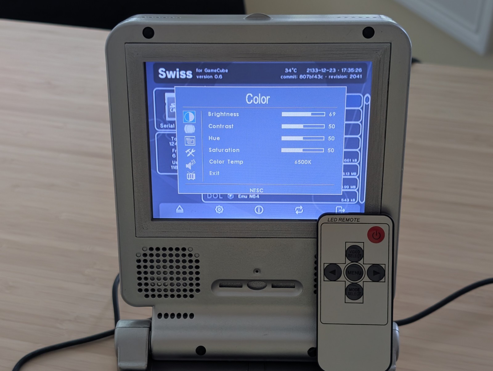 GameCube Intec Screen Silver – New Screen – 640×480 – Totally Remade