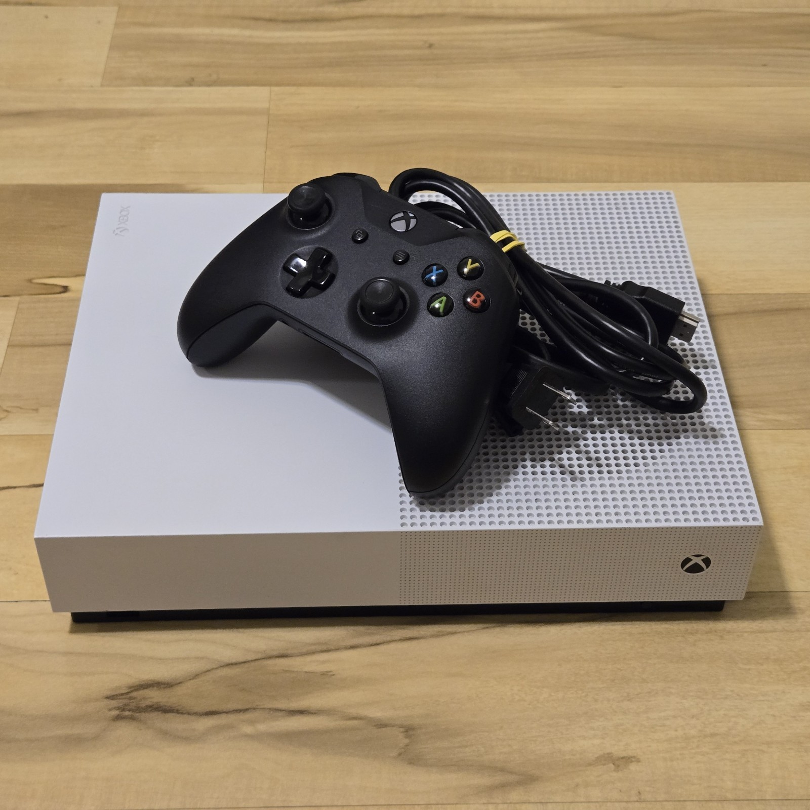 Microsoft Xbox One S All Digital Edition White Console 1TB w/ Controller & Cords