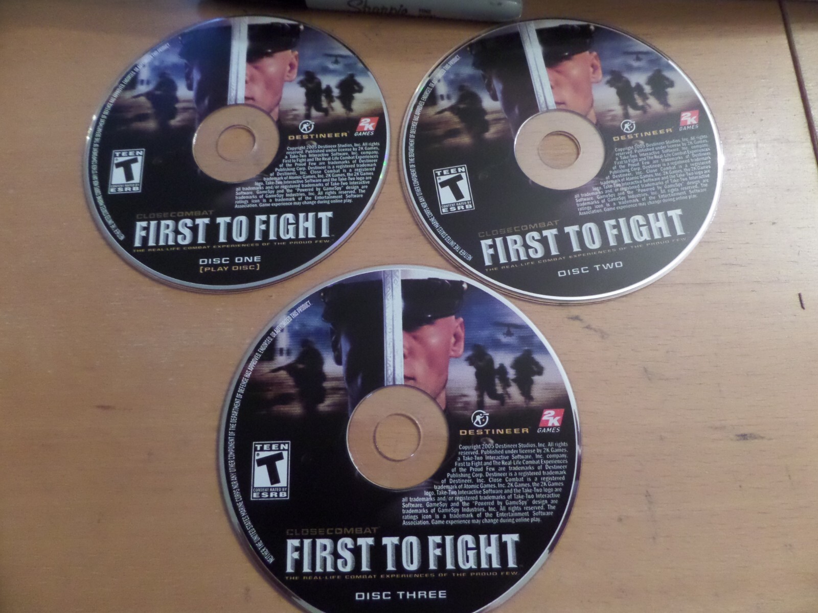Close Combat First To Fight 3 CD Set PCCD