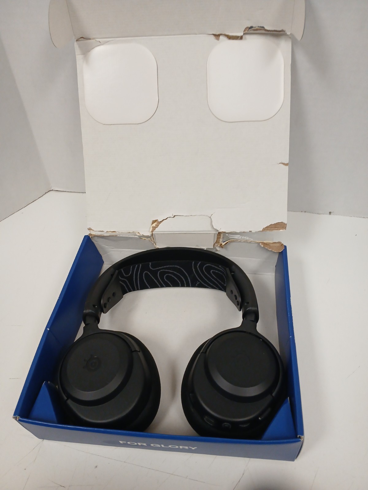SteelSeries Arctis Nova 3P Wireless Gaming Headset For Playstation *NO DONGLE*