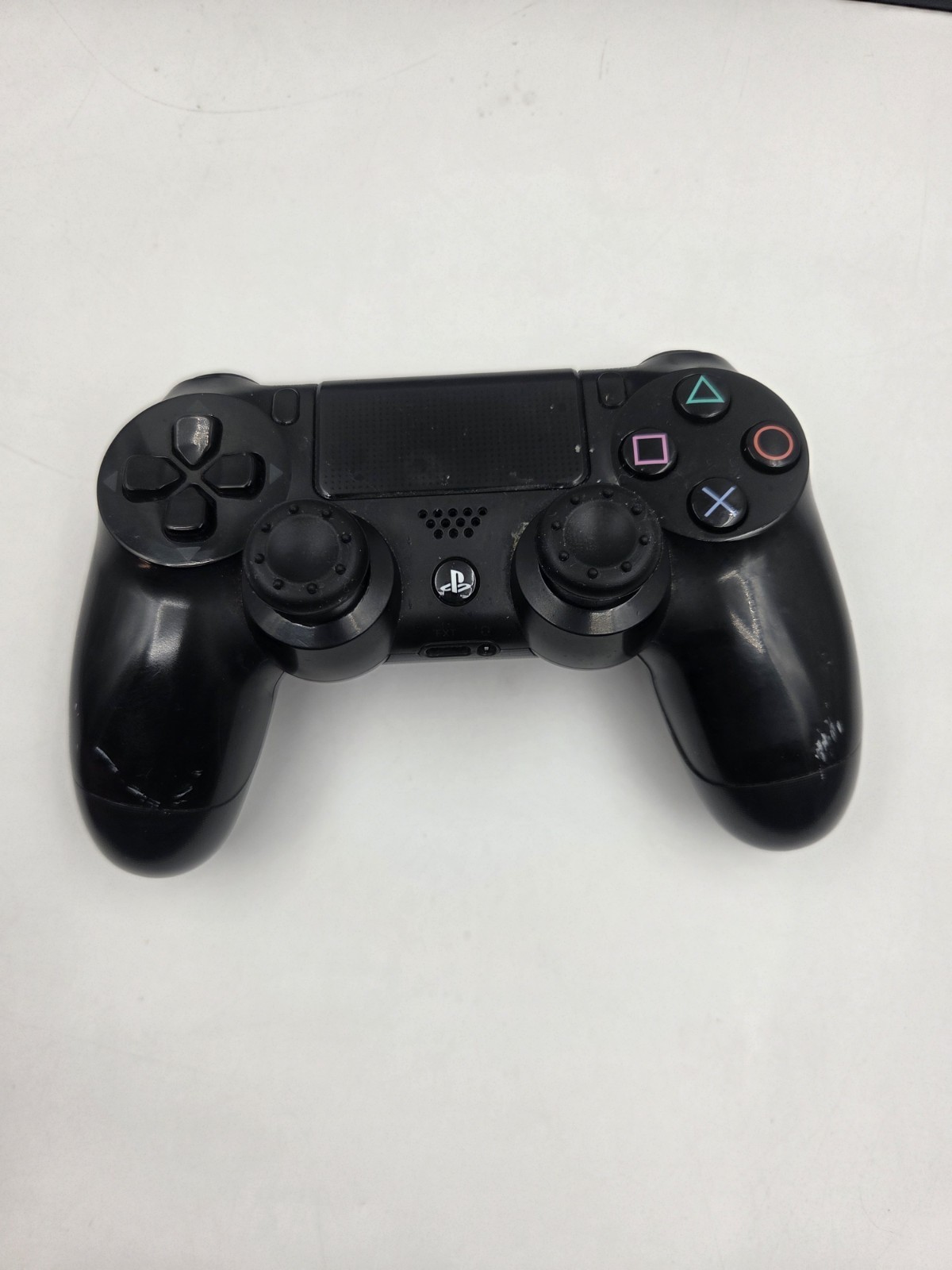 Sony PlayStation 4 Console 500GB (CUH-1215A) w/ 4 Games & 2 Controllers – TESTED