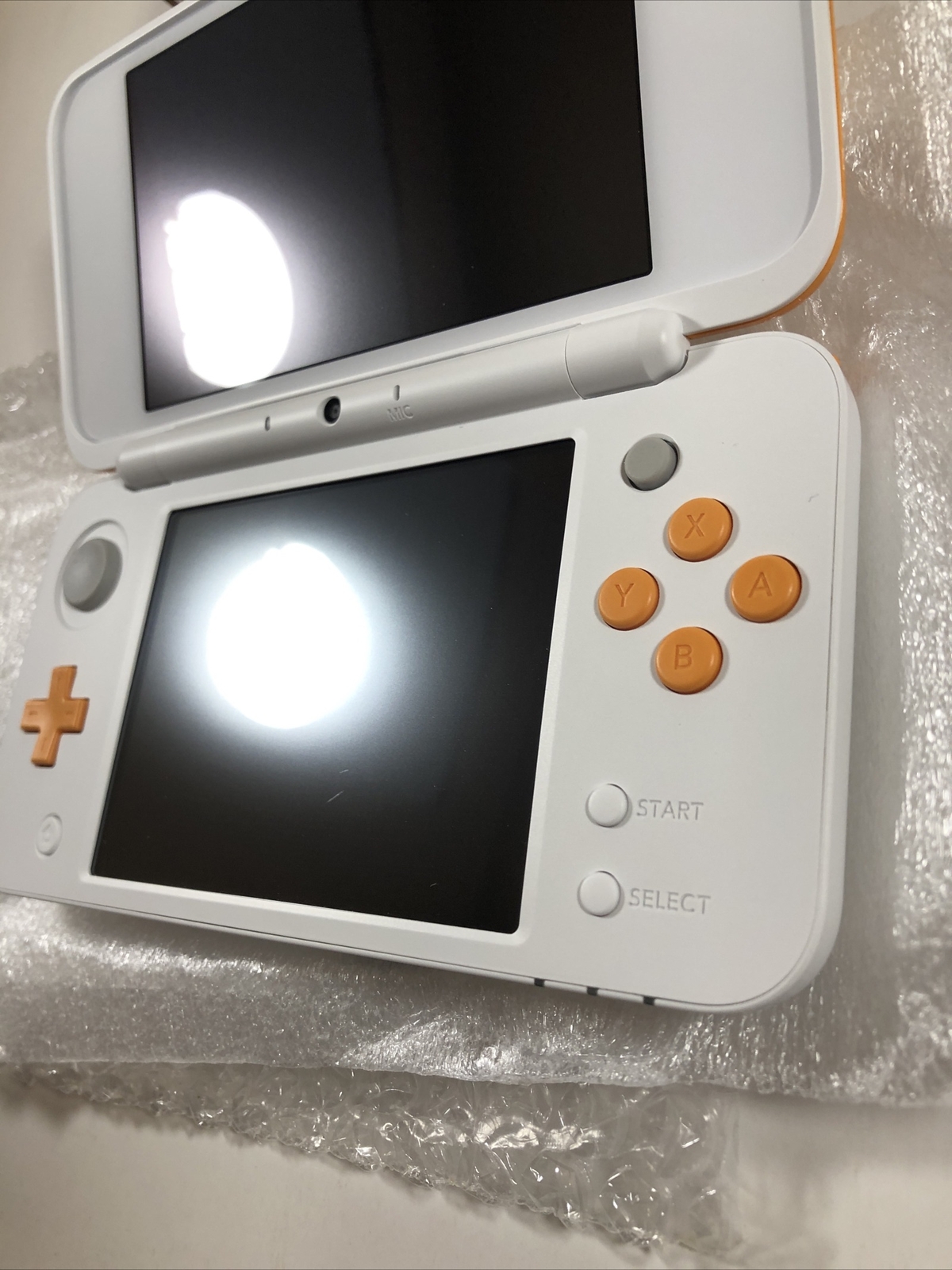 “New” Nintendo 2DS XL Orange/White Handheld System Console – Ships Today!
