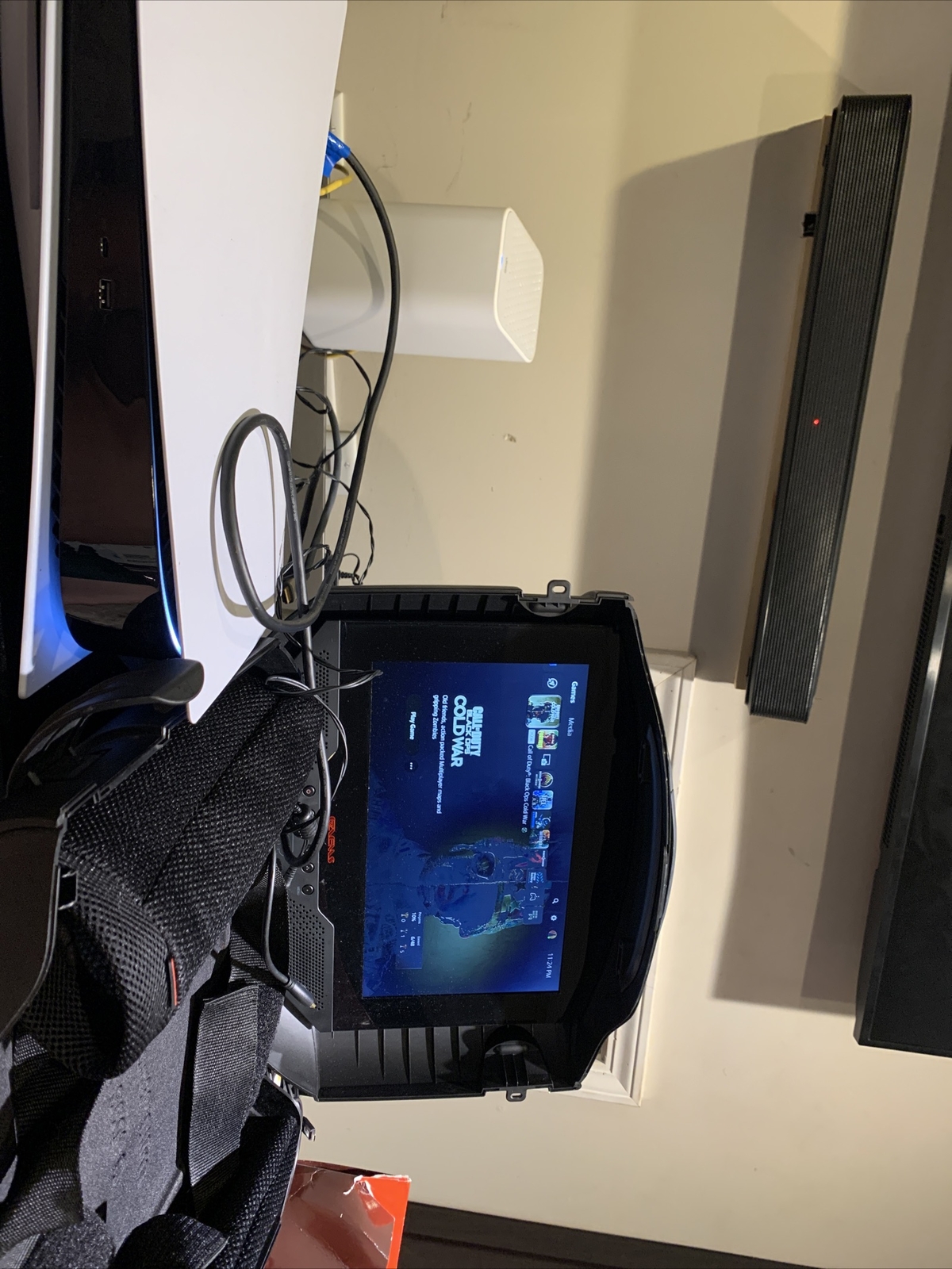 GAEMS G155 LCD Gaming Case