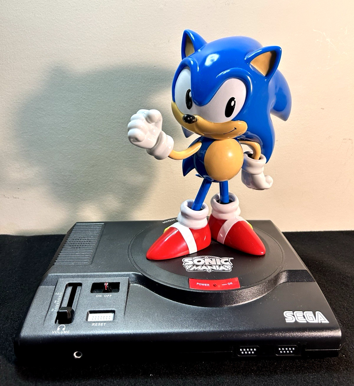 Sonic Mania 12″ Collector’s Edition Statue – Working SEGA Sound