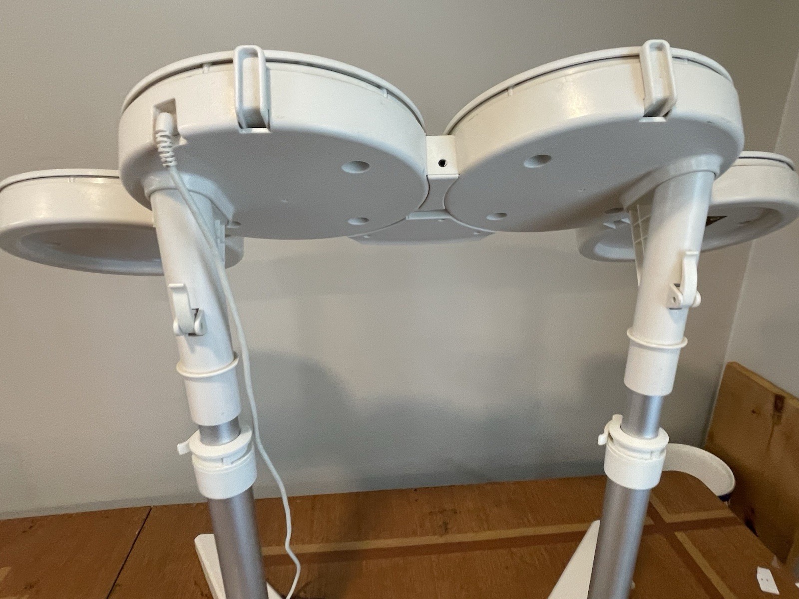 Nintendo Wii/Wii U Wired USB Drum Set Controller w/ Stand, Adjustable NO Sticks