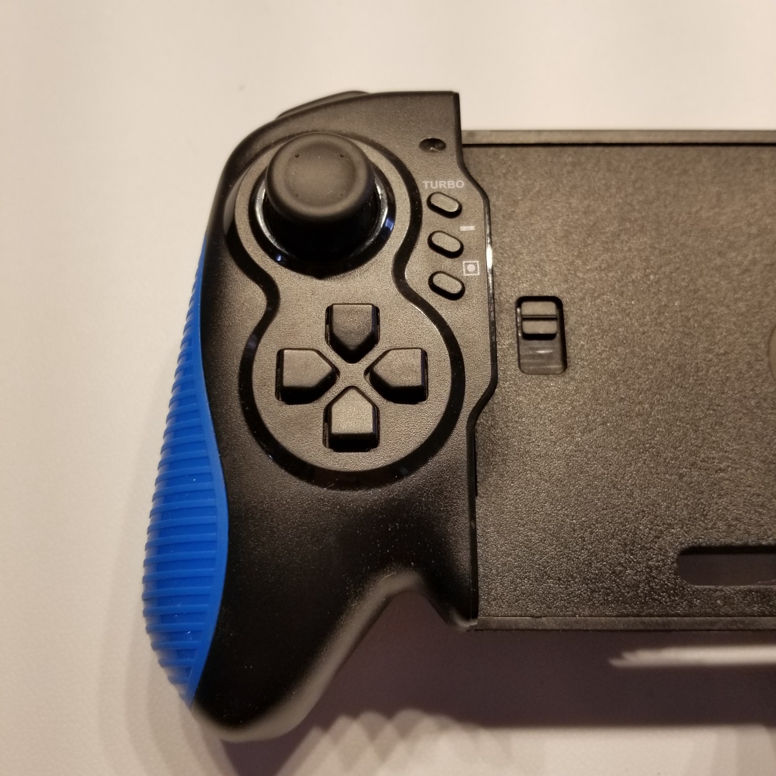 Zelda Nintendo Switch Controller Lot of 2 With Extra Grip Controller – UNTESTED