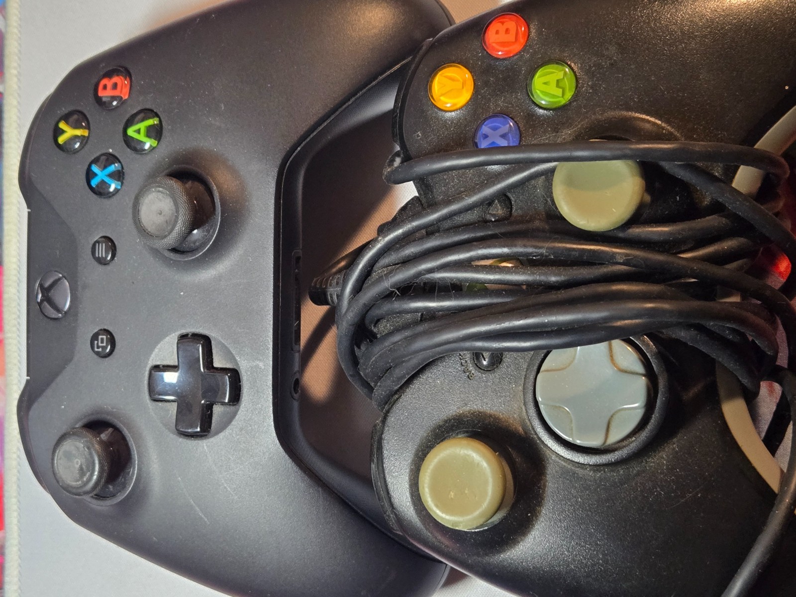 Microsoft Xbox One Wireless & Wired Controllers Black Lot of 2 Untested