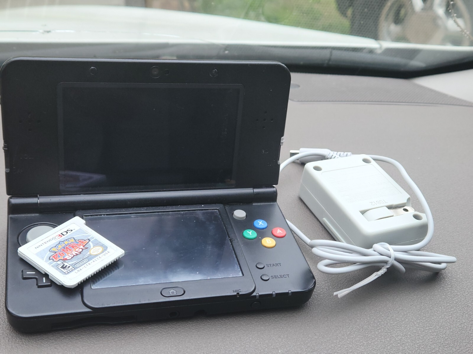 Nintendo 3DS Original Super Mario Edition 4GB Handheld System – Black with game