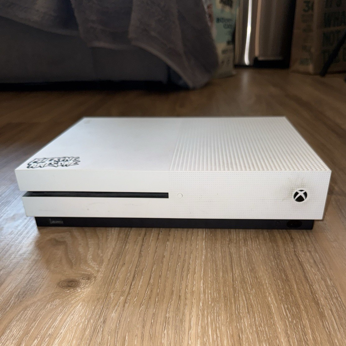 Microsoft Xbox One S White Console 4K UHD w/ 2 Controllers and games bundle