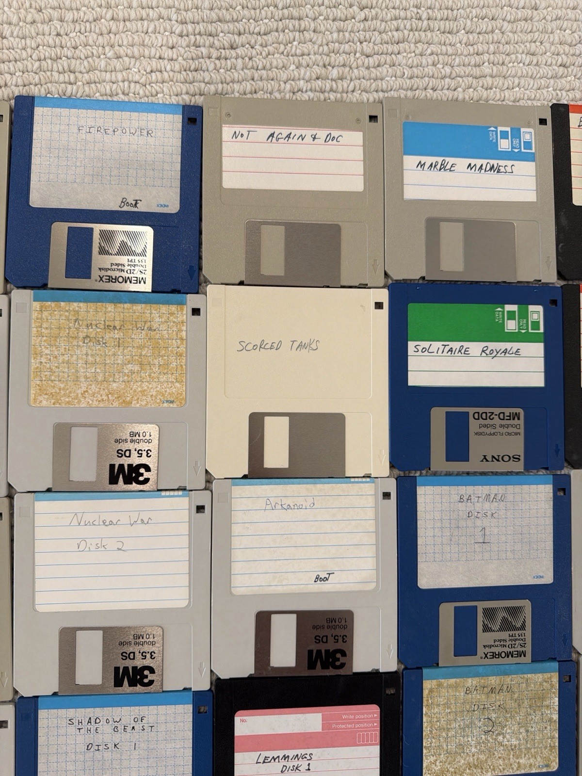 Commodore Amiga Game Disk Lot 52 Tested Lemmings SimCity Test Drive Case