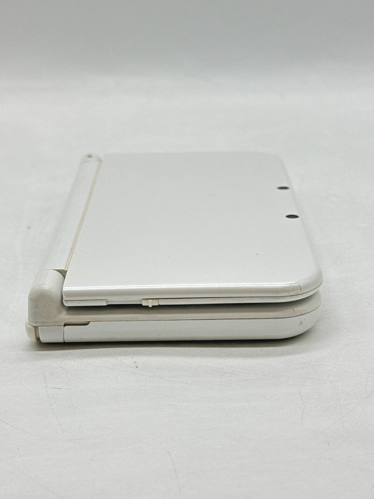 New Nintendo 3DS XL LL RED-001 Pearl White Handheld Console Japan Region
