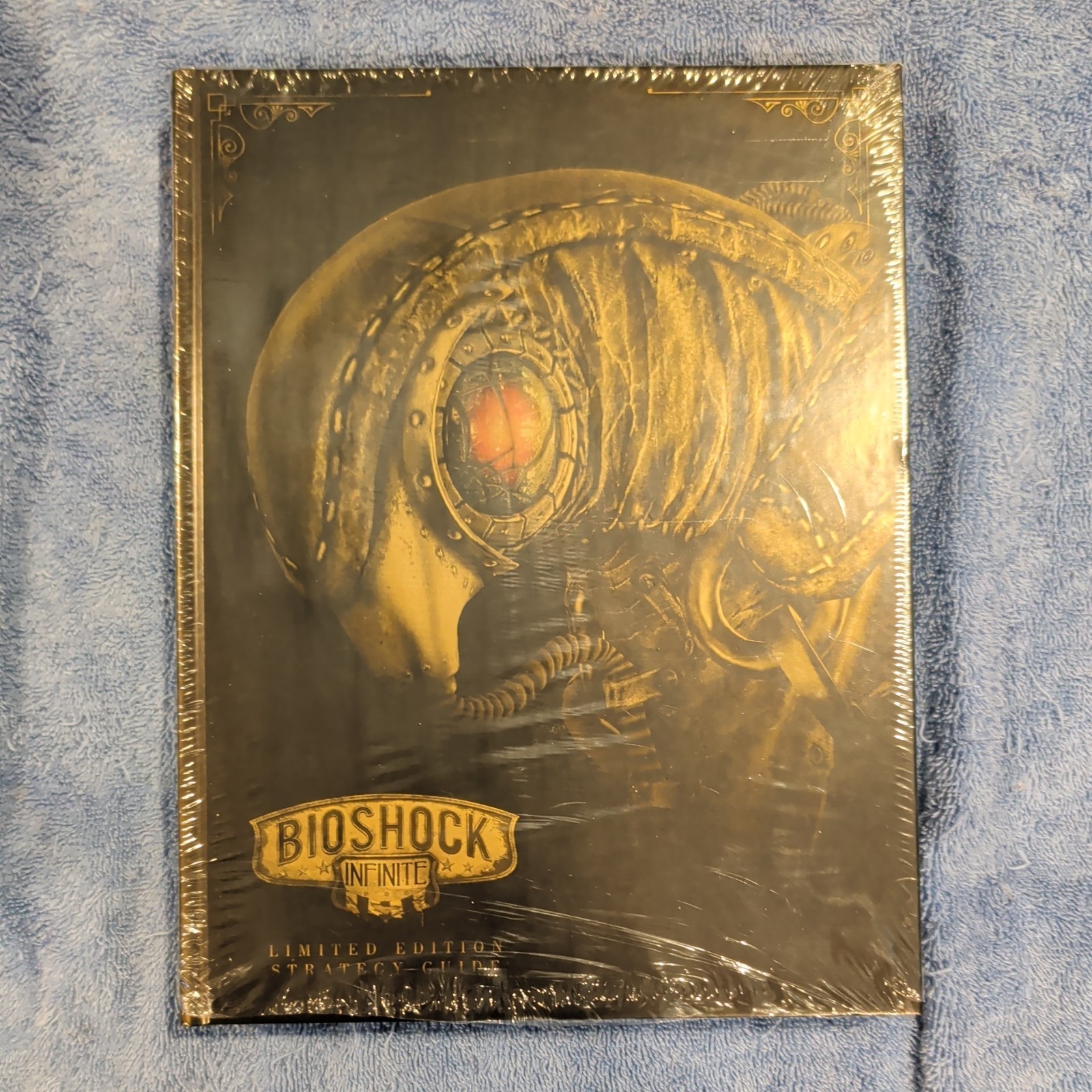 Bioshock Infinite Official Limited Edition Strategy Guide Hardcover Sealed w Key