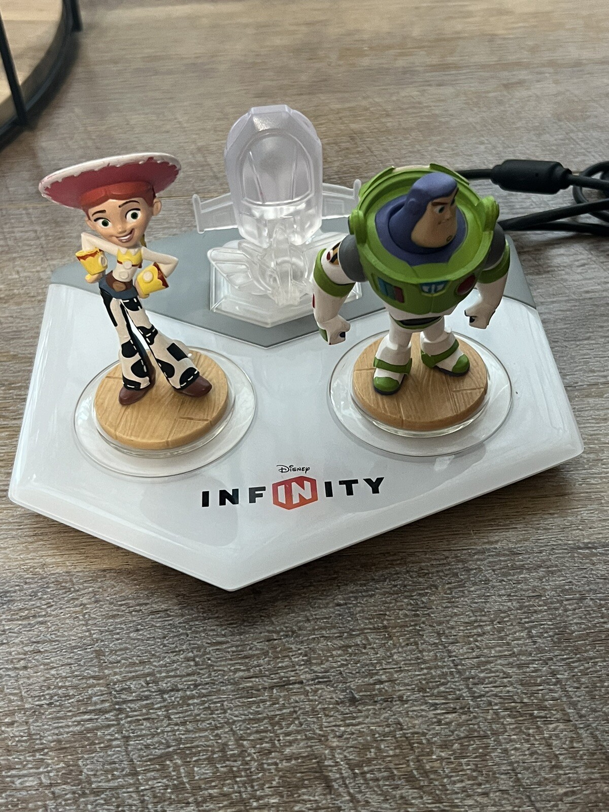 Disney Infinity Toy Story Lot of 4 Jessie Buzz Lightyear & crystal w/ base