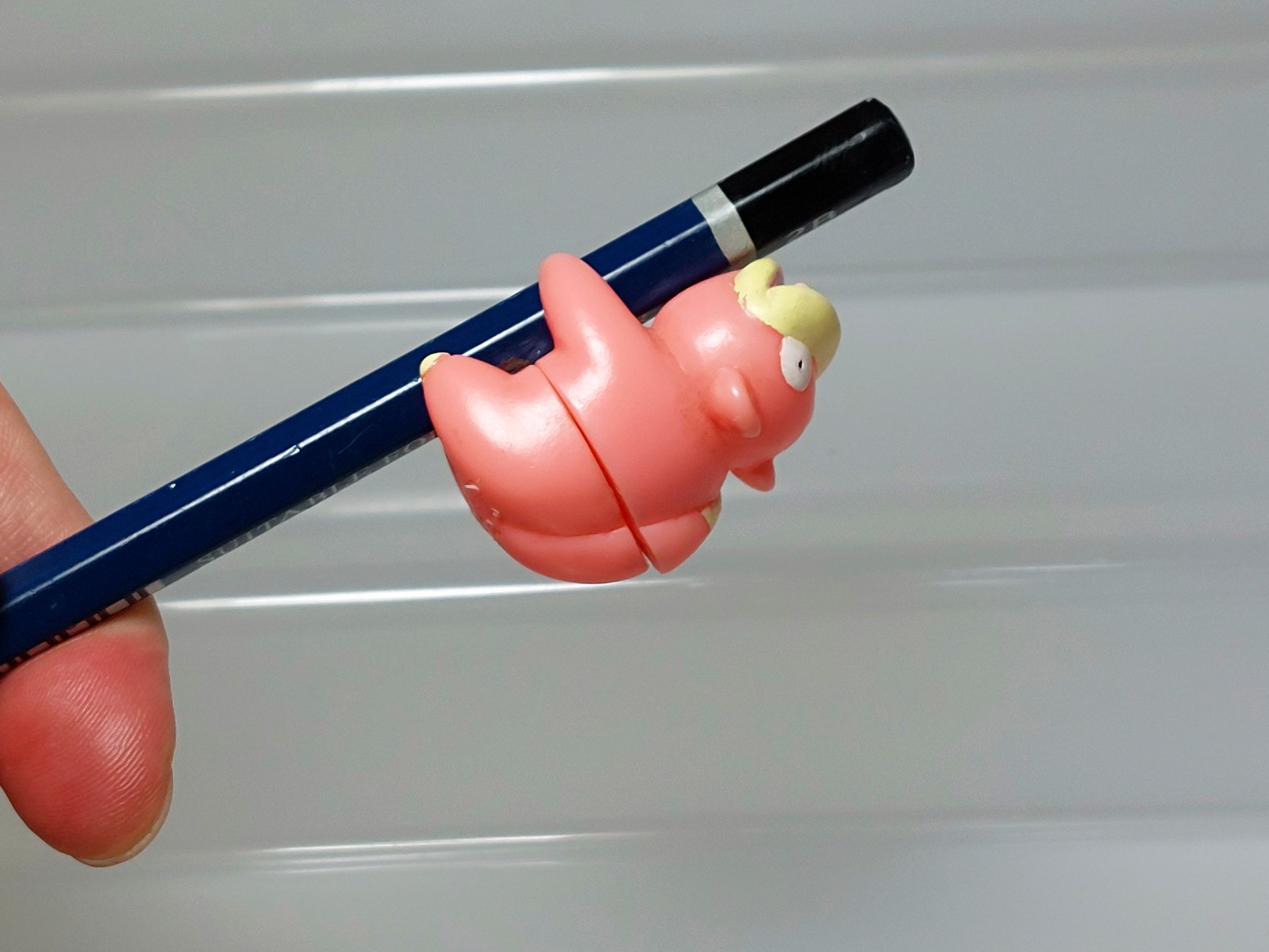 Slowpoke Yadon Pokemon Miniclip Soft Vinyl Figure Banpresto B08 0.9in