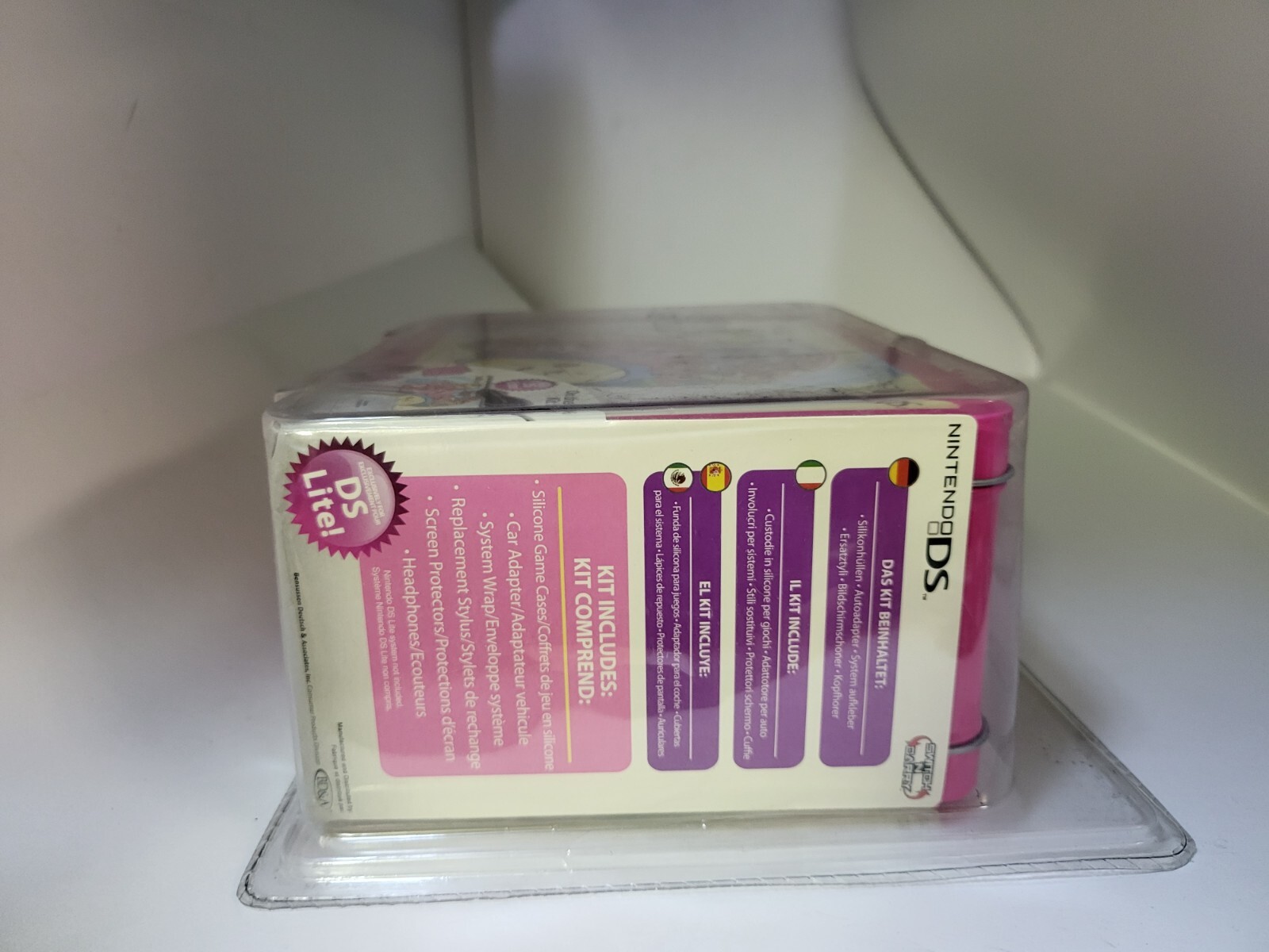 MINT NEW Collectors 2007 Super Princess Peach Nintendo DS Lite Kit Lunch box