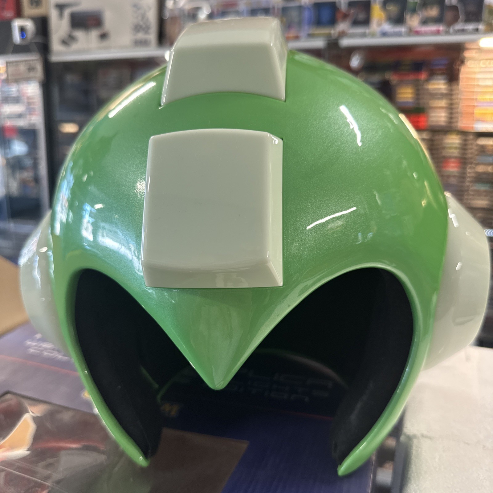 Capcom Wearable Mega Man Leaf Shield Green Replica Helmet Collector’s Edition