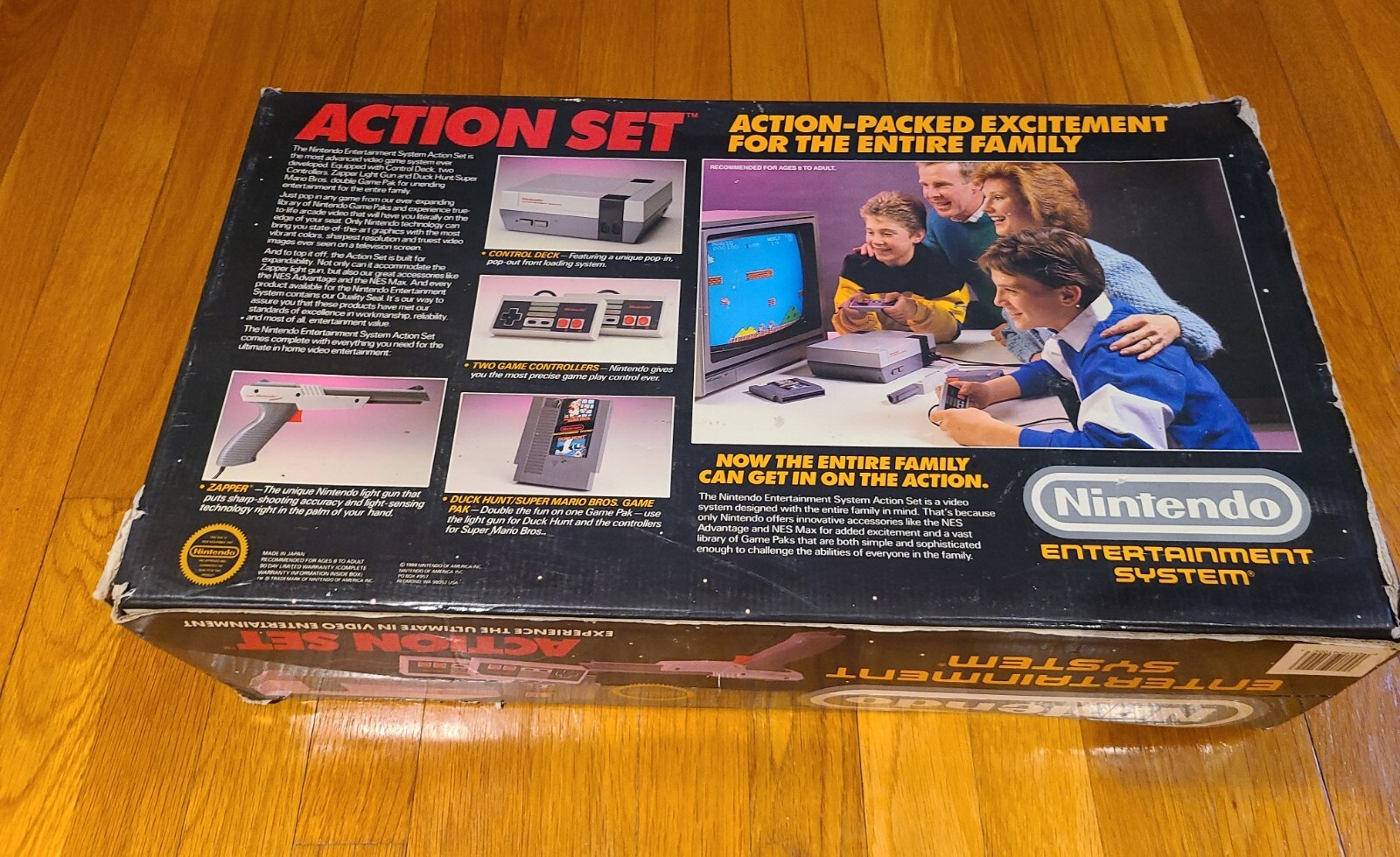 Nintendo Entertainment System Action Set NES Console (Works Well)Complete in Box