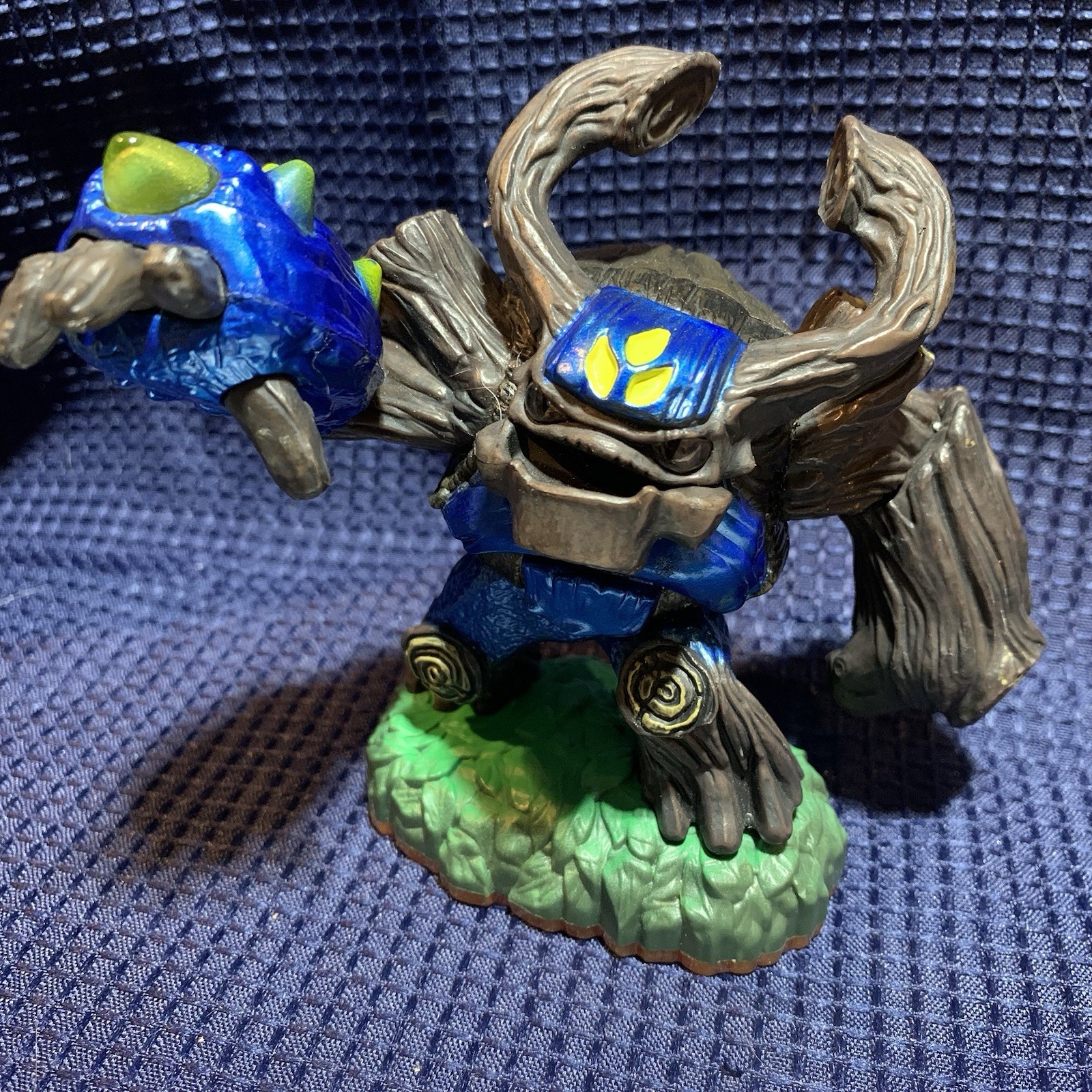 Skylanders Lot of 6 Collectible Figures – Activision – Free Shipping